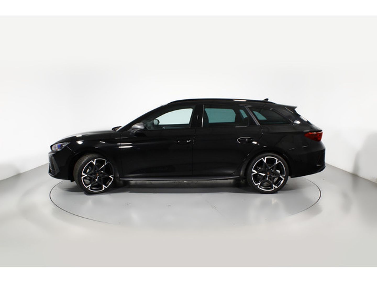 CUPRA Leon Sportstourer 1.5 eTSI Launch Edition DSG 110 kW (150 CV)