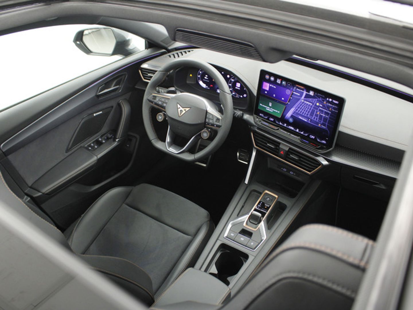 CUPRA Leon Sportstourer 1.5 eTSI Launch Edition DSG 110 kW (150 CV)