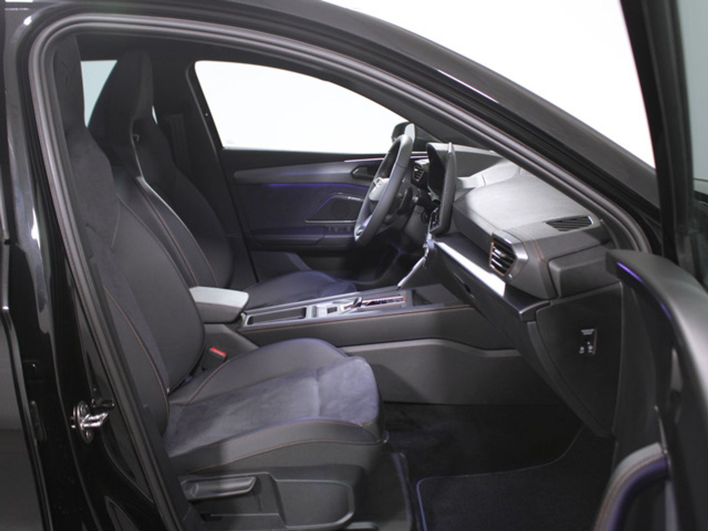 CUPRA Leon Sportstourer 1.5 eTSI Launch Edition DSG 110 kW (150 CV)