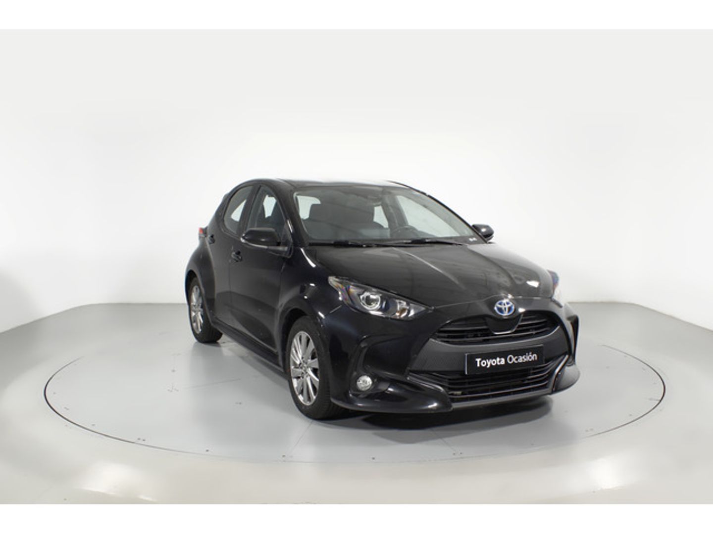 Toyota Yaris 120H Active Tech 85 kW (116 CV) Negro Compact