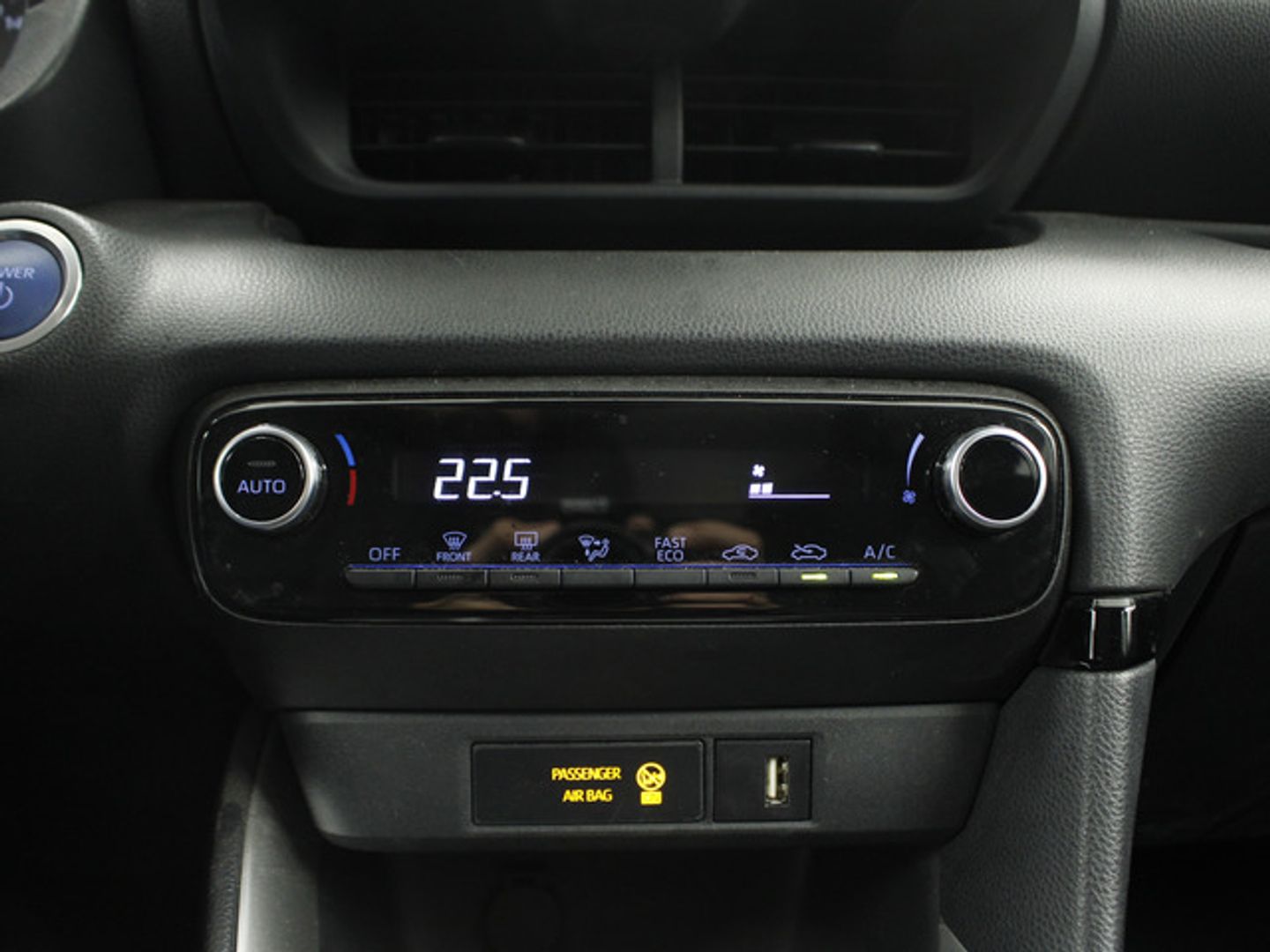 Toyota Yaris 120H Active Tech 85 kW (116 CV)