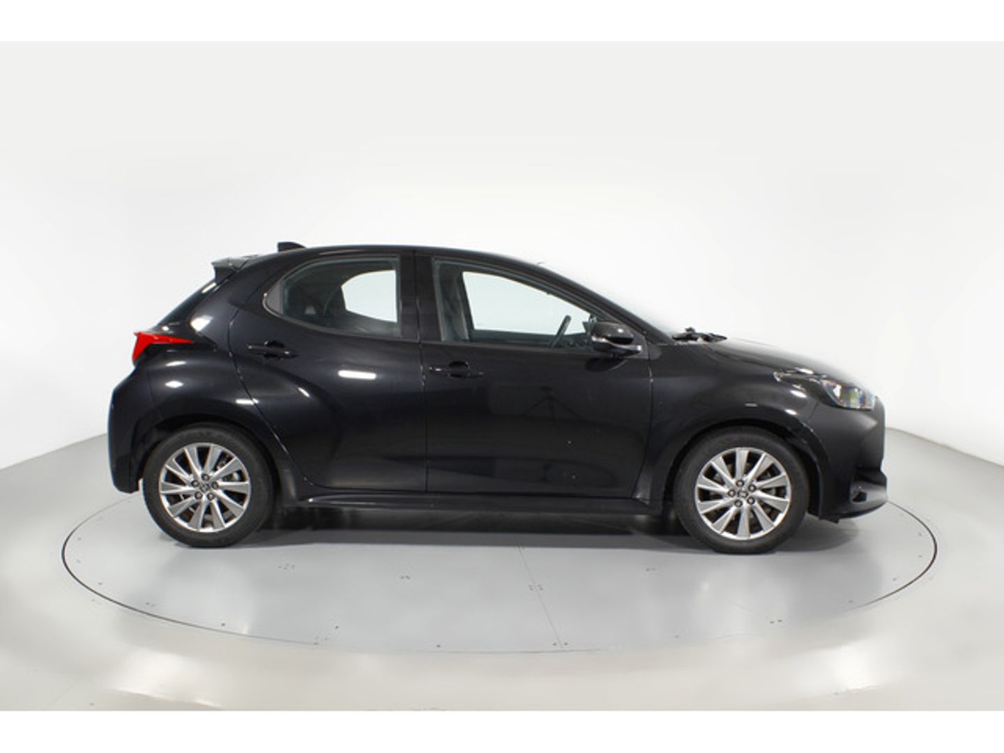 Toyota Yaris 120H Active Tech 85 kW (116 CV)