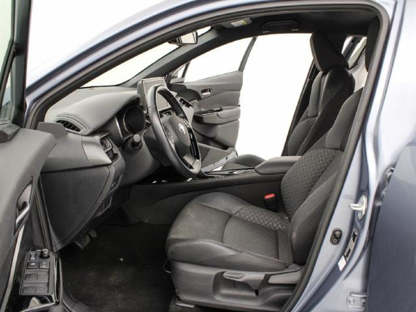 Toyota C-HR 1.8 125H Advance 90 kW (122 CV)