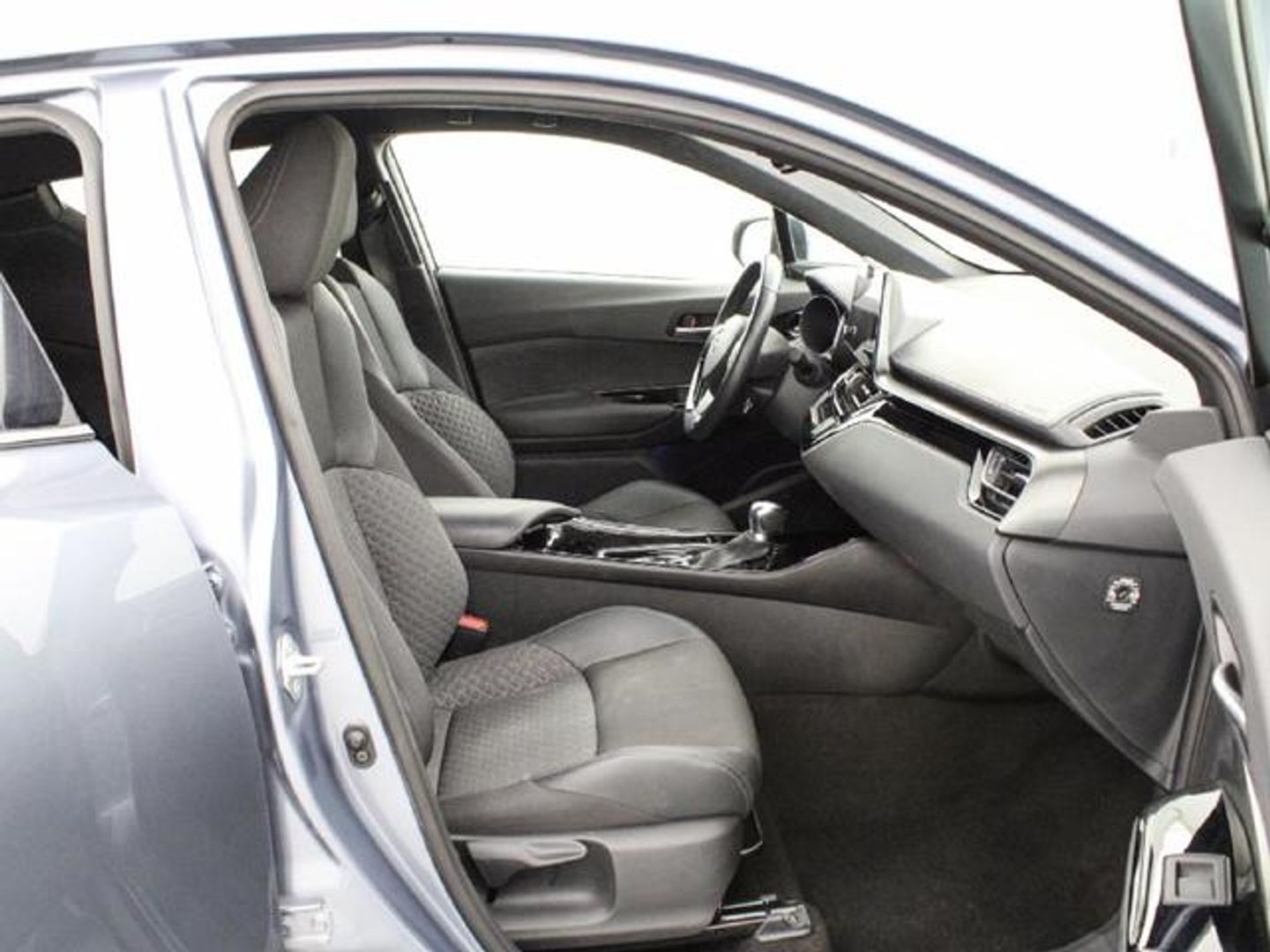 Toyota C-HR 1.8 125H Advance 90 kW (122 CV)