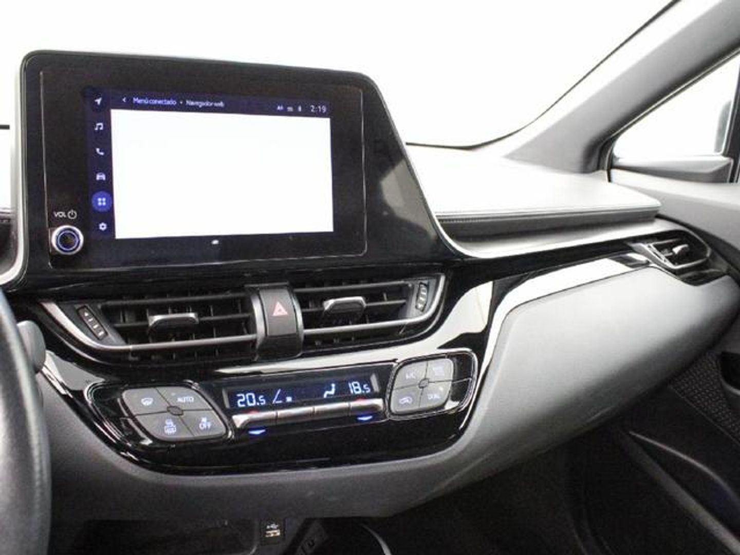 Toyota C-HR 1.8 125H Advance 90 kW (122 CV)