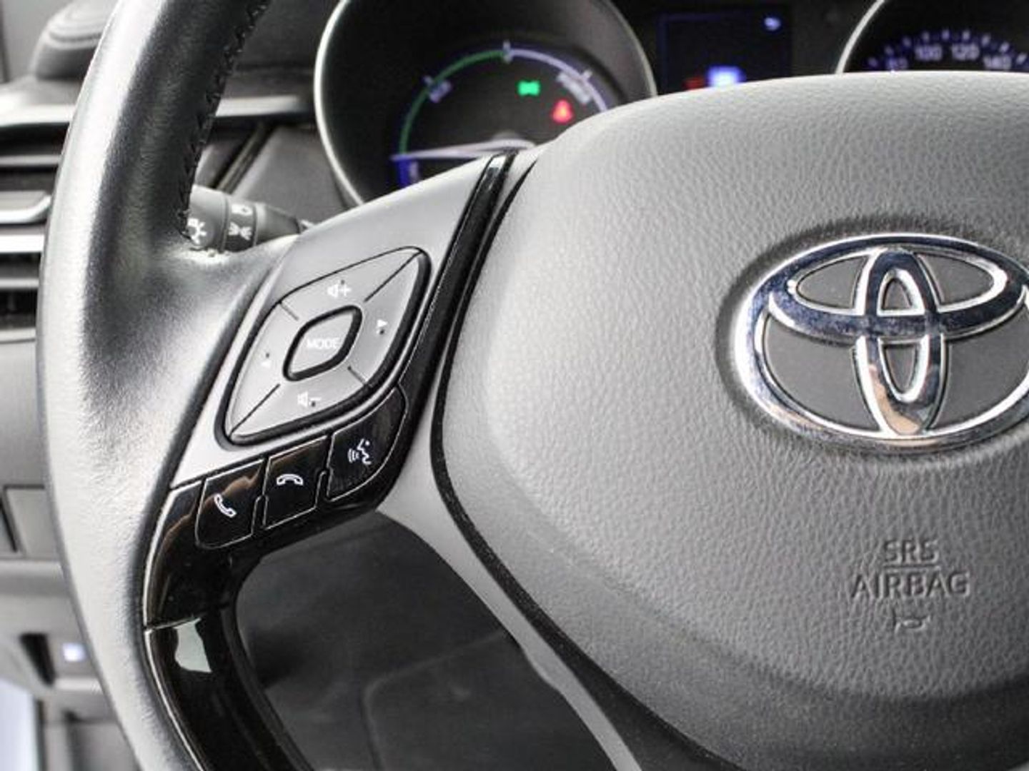 Toyota C-HR 1.8 125H Advance 90 kW (122 CV)