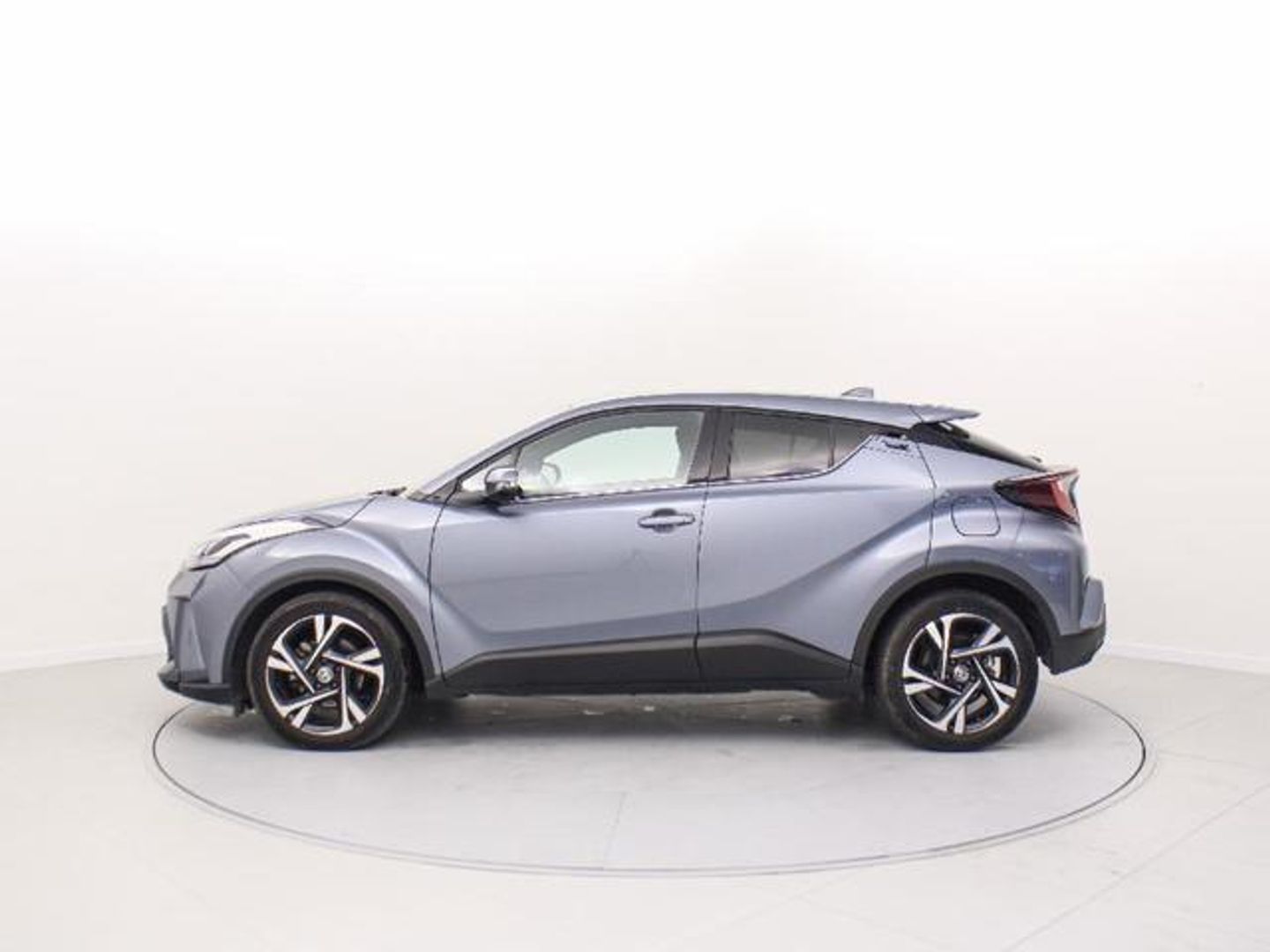 Toyota C-HR 1.8 125H Advance 90 kW (122 CV)