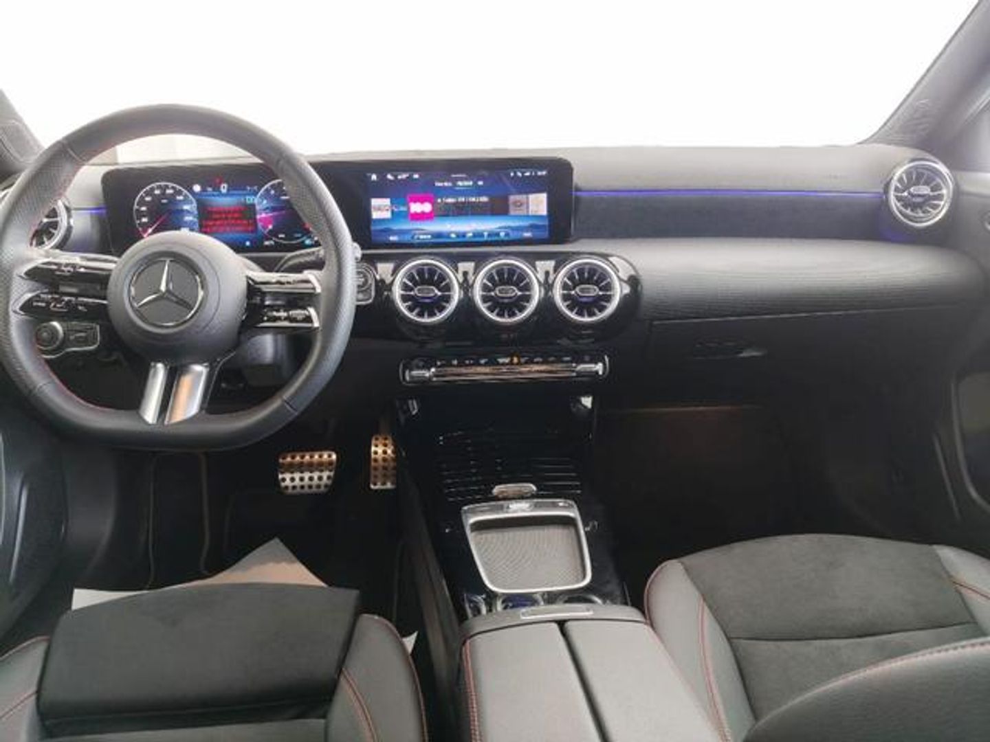 Mercedes-Benz Clase A 200 120 kW (163 CV)