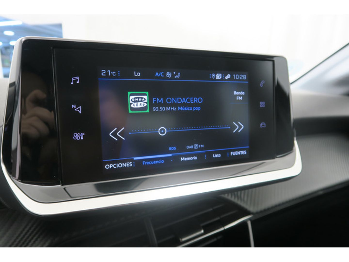 Peugeot 208 PureTech 100 Allure 75 kW (100 CV)