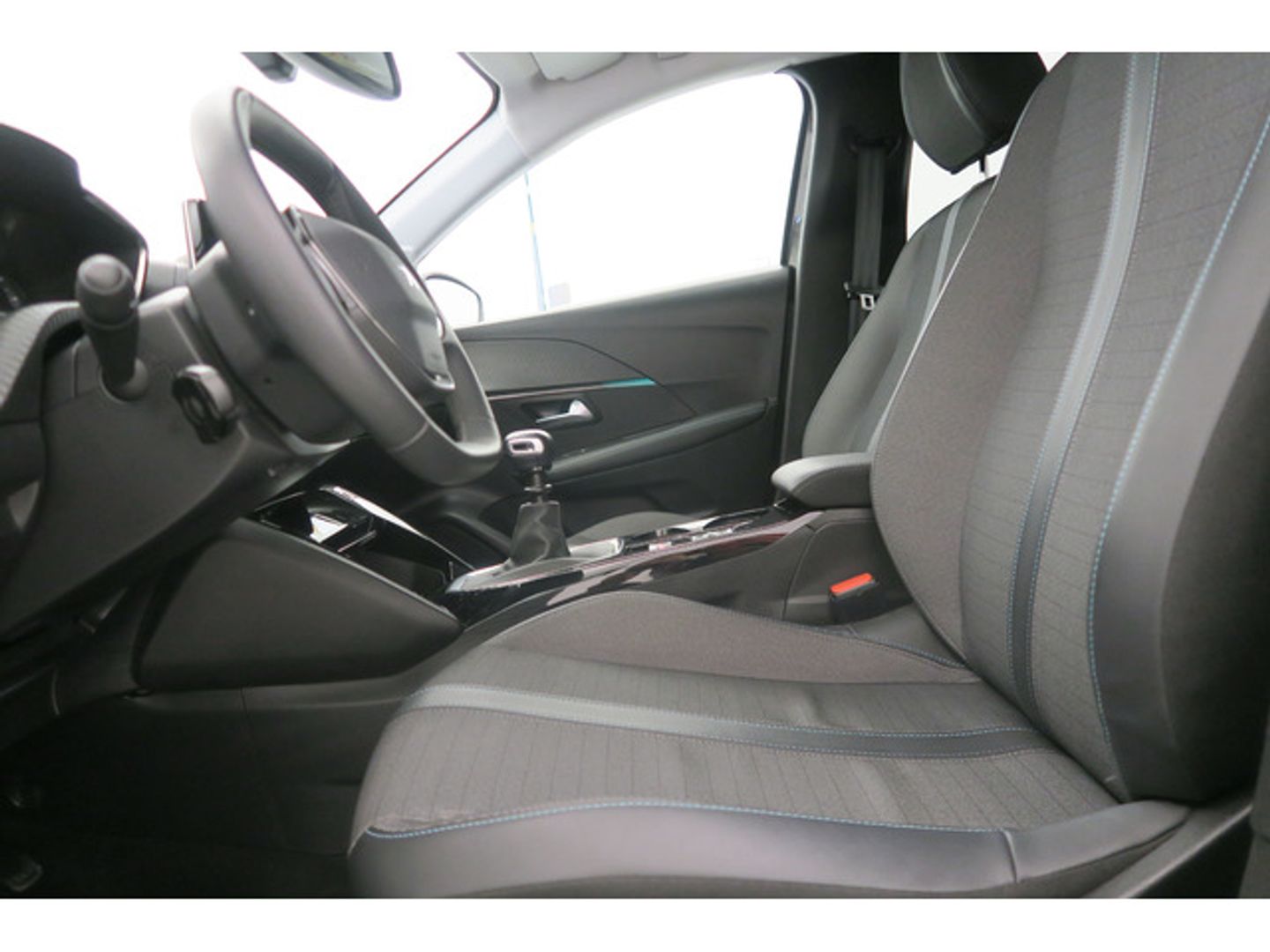 Peugeot 208 PureTech 100 Allure 75 kW (100 CV)