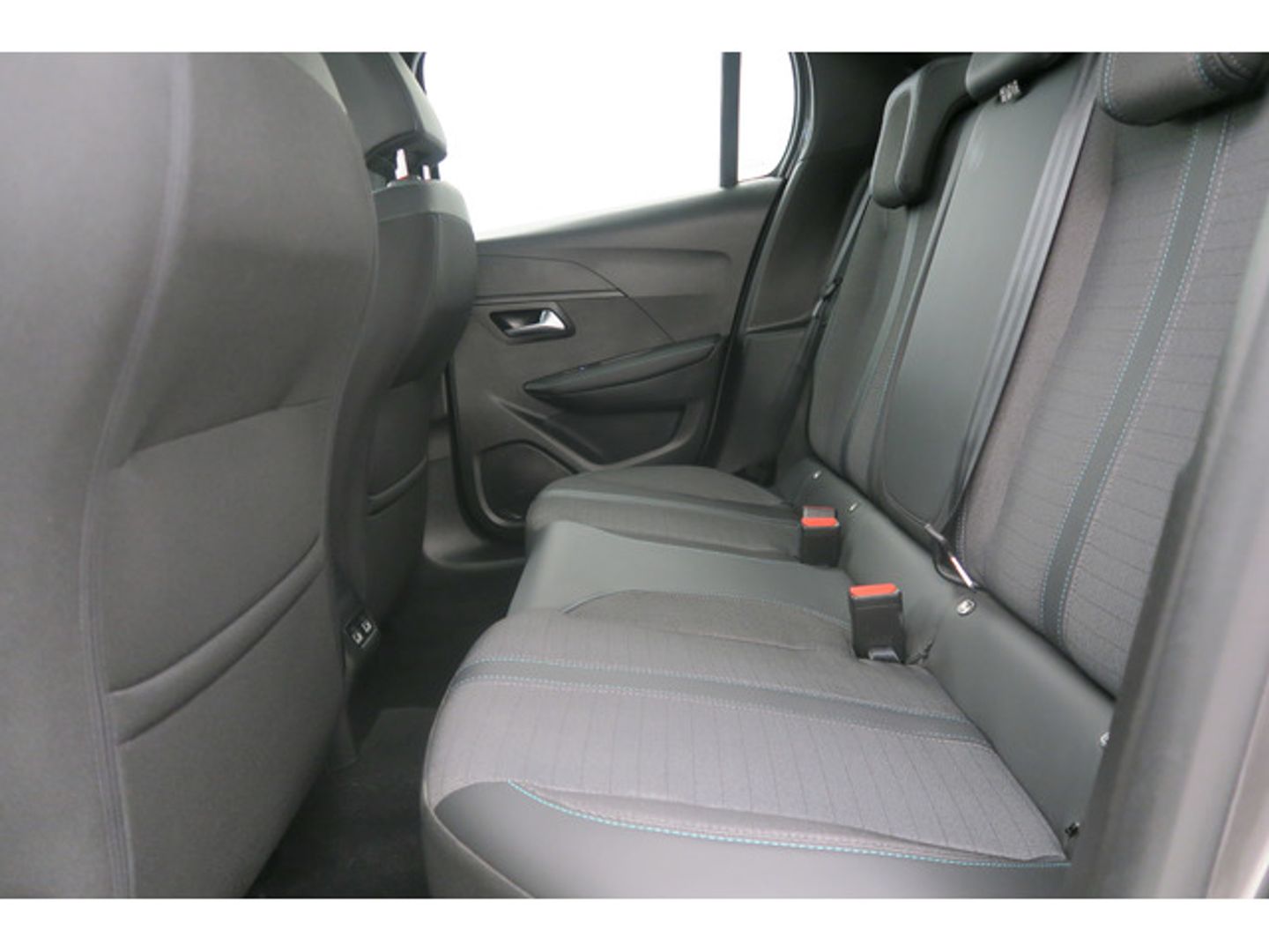 Peugeot 208 PureTech 100 Allure 75 kW (100 CV)