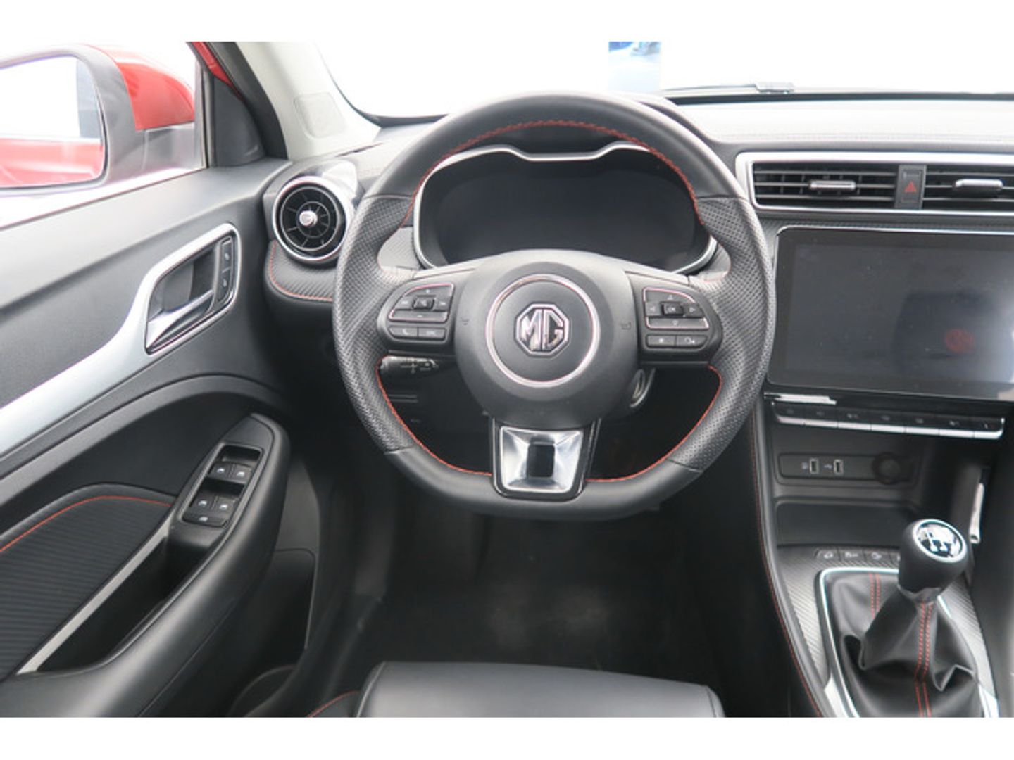 MG ZS 1.5 Luxury 78 kW (106 CV)