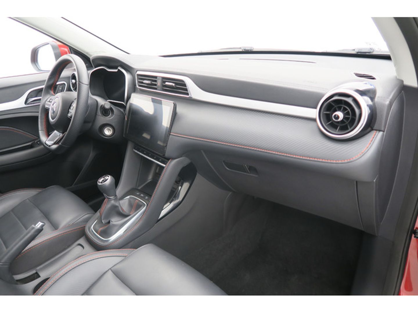 MG ZS 1.5 Luxury 78 kW (106 CV)