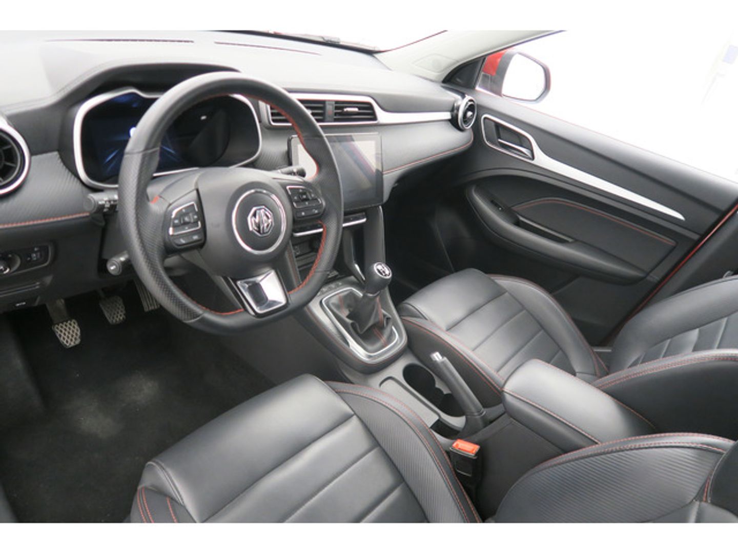 MG ZS 1.5 Luxury 78 kW (106 CV)