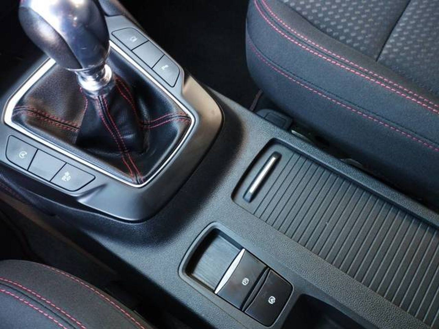 Ford Kuga 1.5 EcoBoost S&S ST-Line 4x2 110 kW (150 CV)