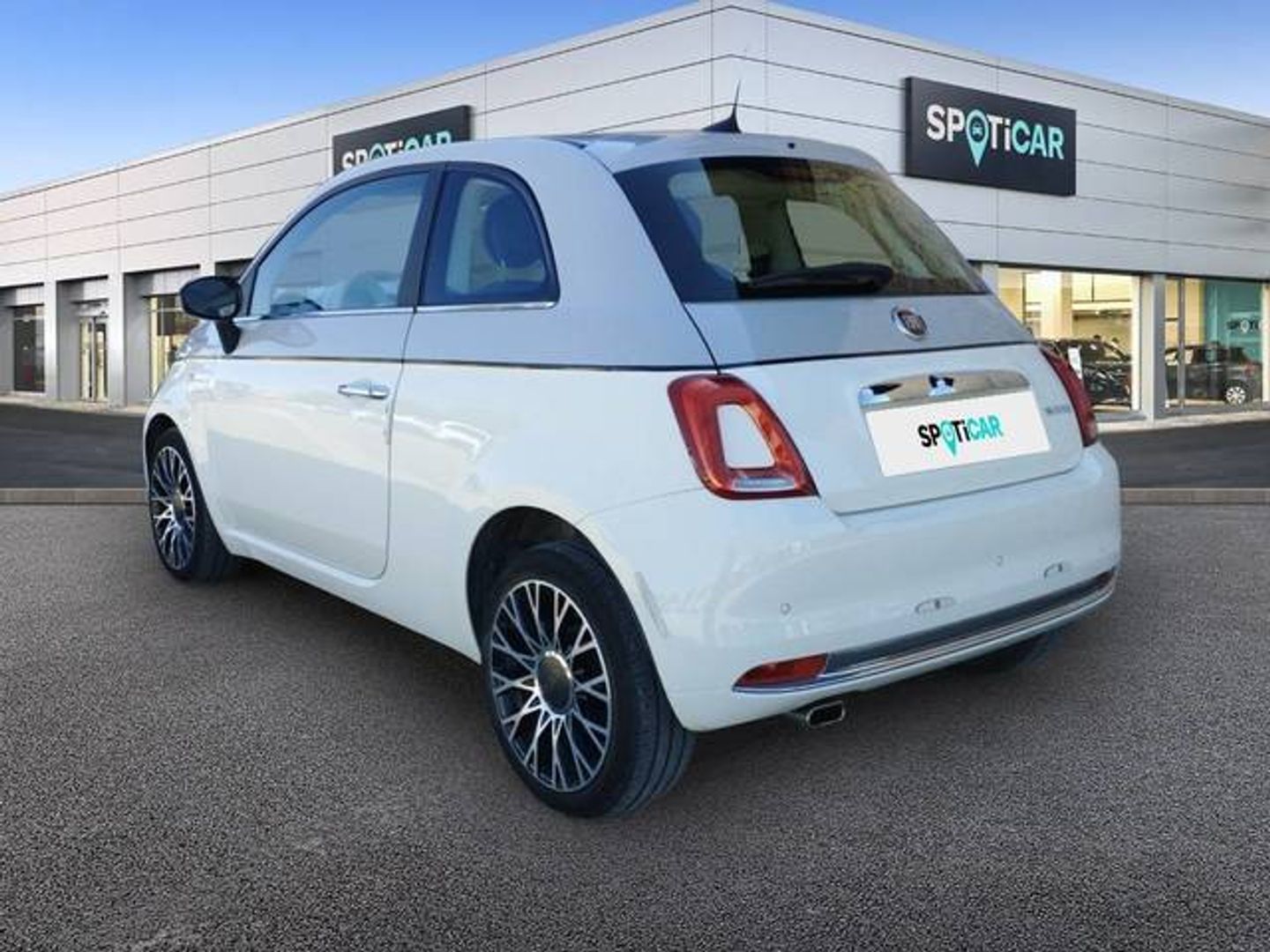 Fiat 500 1.0 Hybrid Dolcevita 51 kW (70 CV)