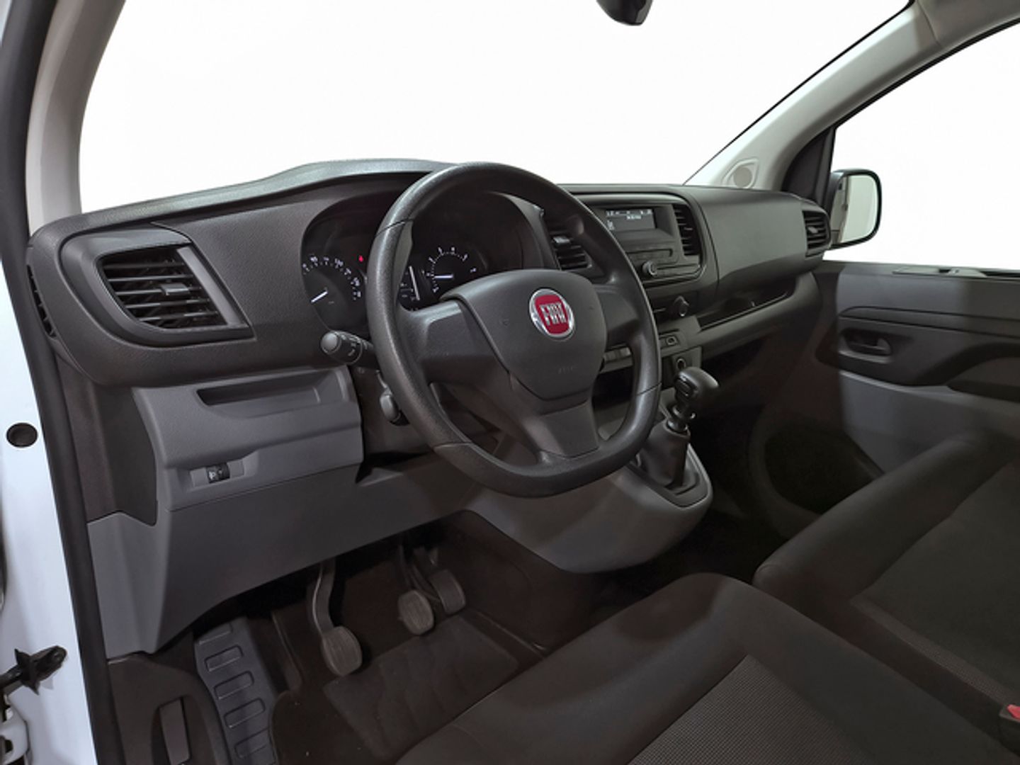 Fiat Scudo Furgon 1.5 BlueHDI L1 Business 75 kW (102 CV)