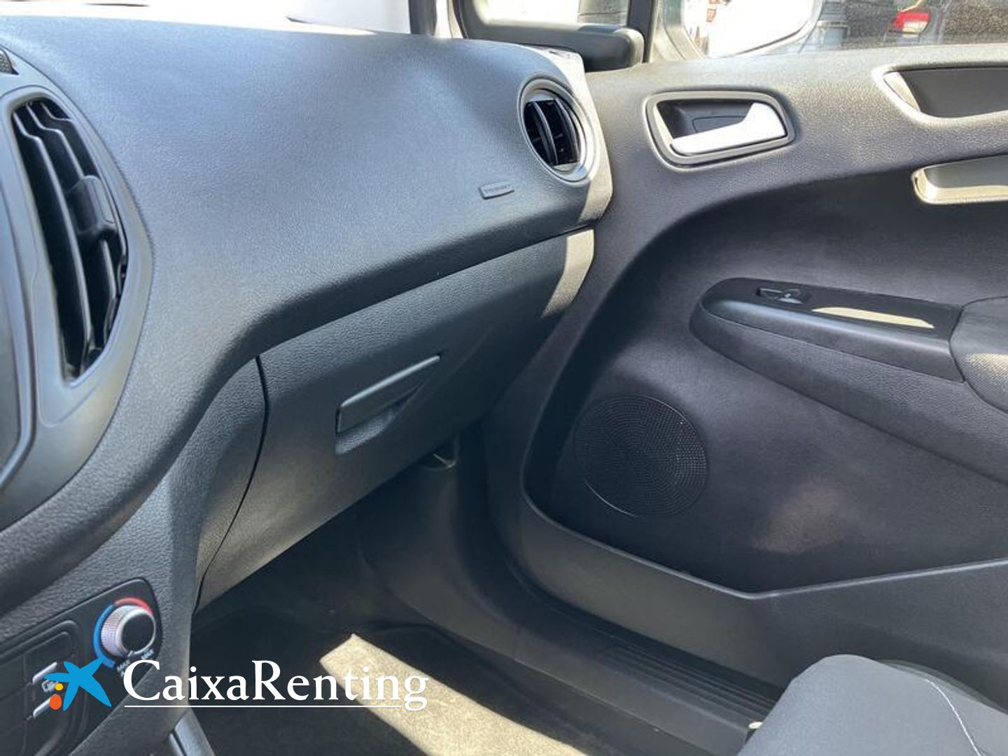 Ford Transit Courier Furgon 1.5 TDCI Trend 74 kW (100 CV)