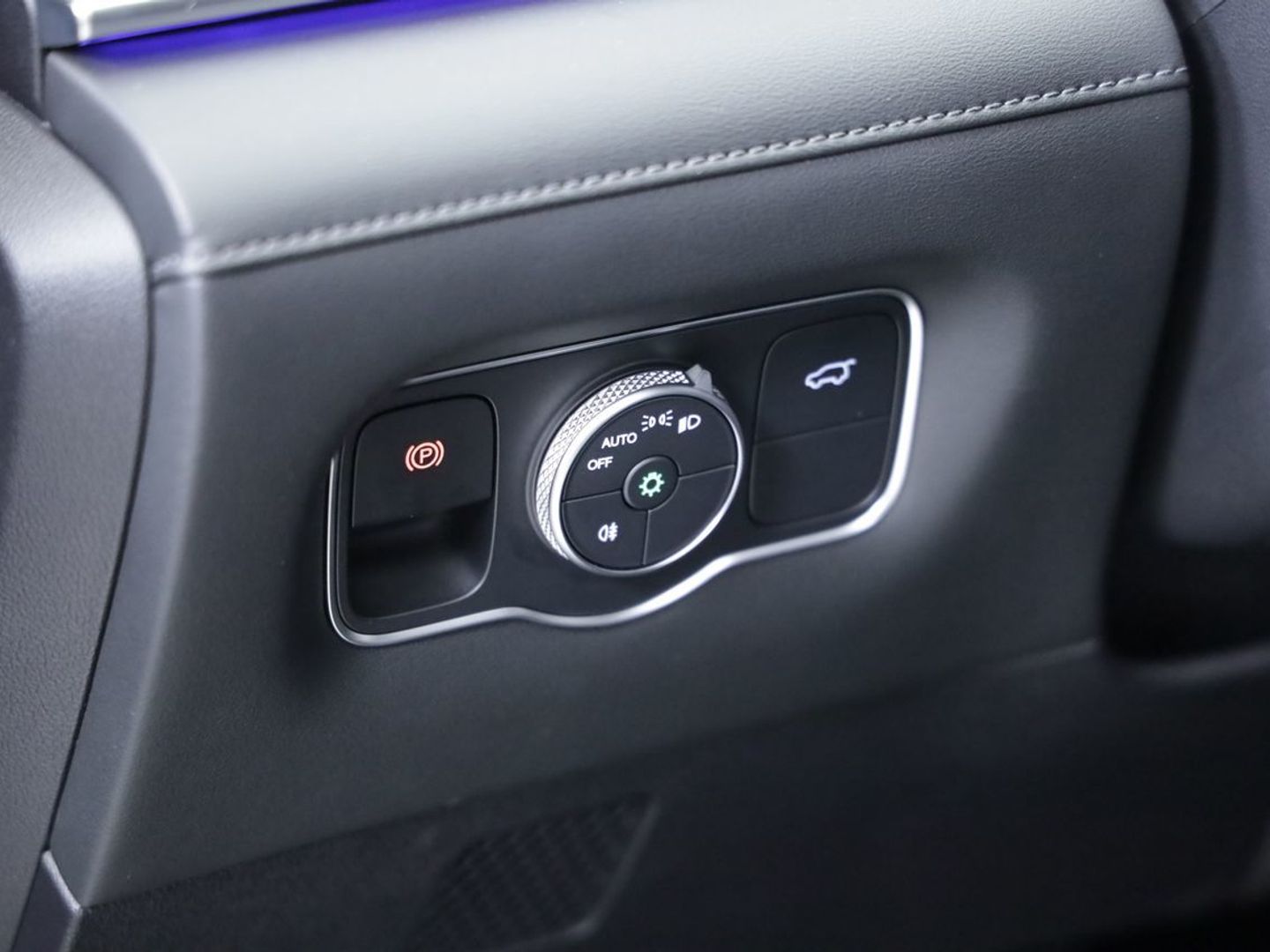 Ebro S800 1.6 TGDI Luxury DCT 108 kW (147 CV)