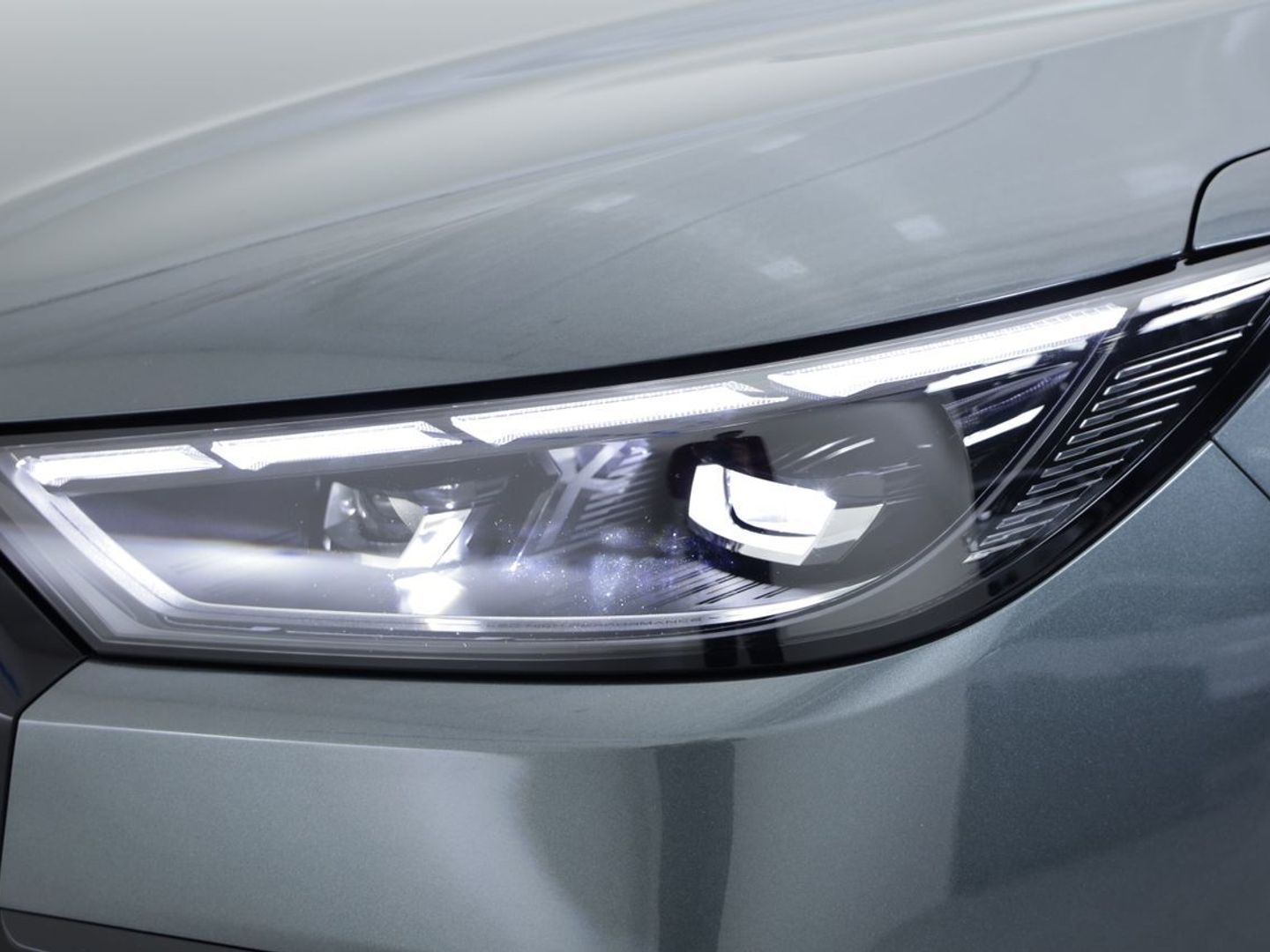 Ebro S800 1.6 TGDI Luxury DCT 108 kW (147 CV)