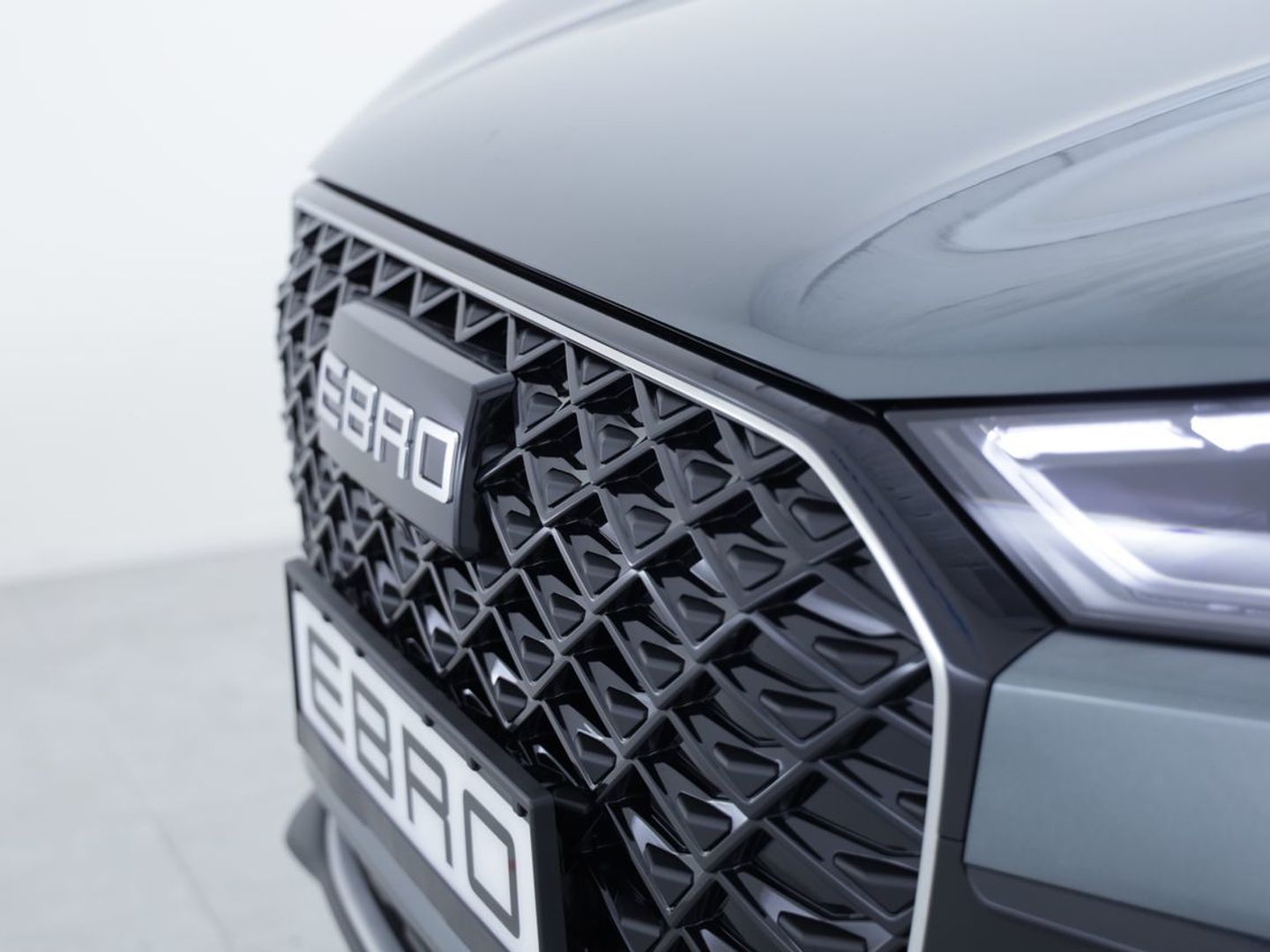 Ebro S800 1.6 TGDI Luxury DCT 108 kW (147 CV)