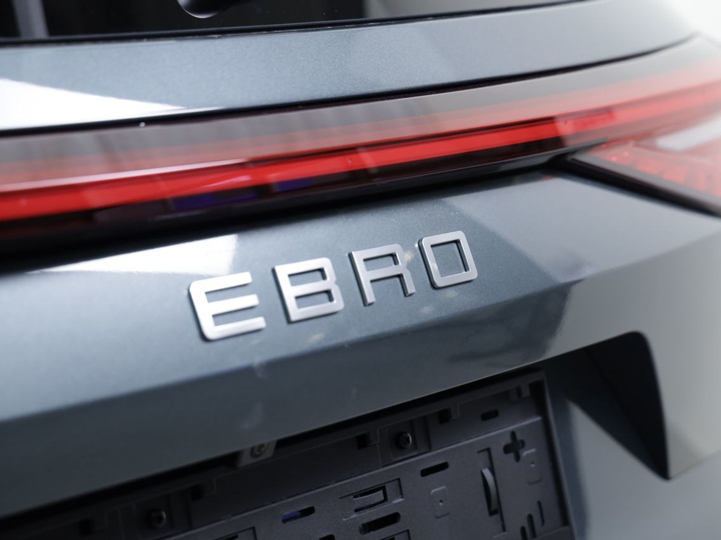 Ebro S800 1.6 TGDI Luxury DCT 108 kW (147 CV)