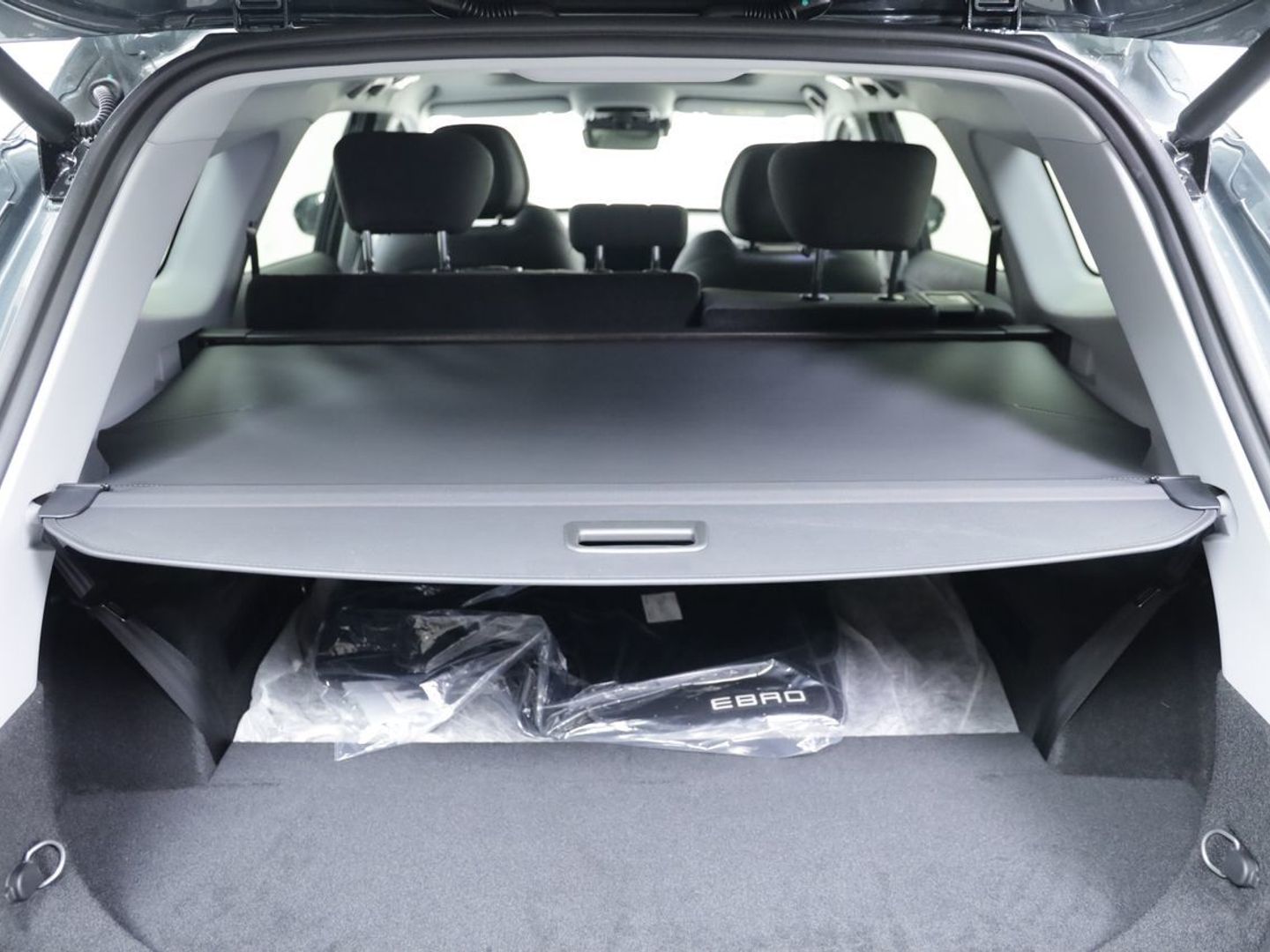 Ebro S800 1.6 TGDI Luxury DCT 108 kW (147 CV)