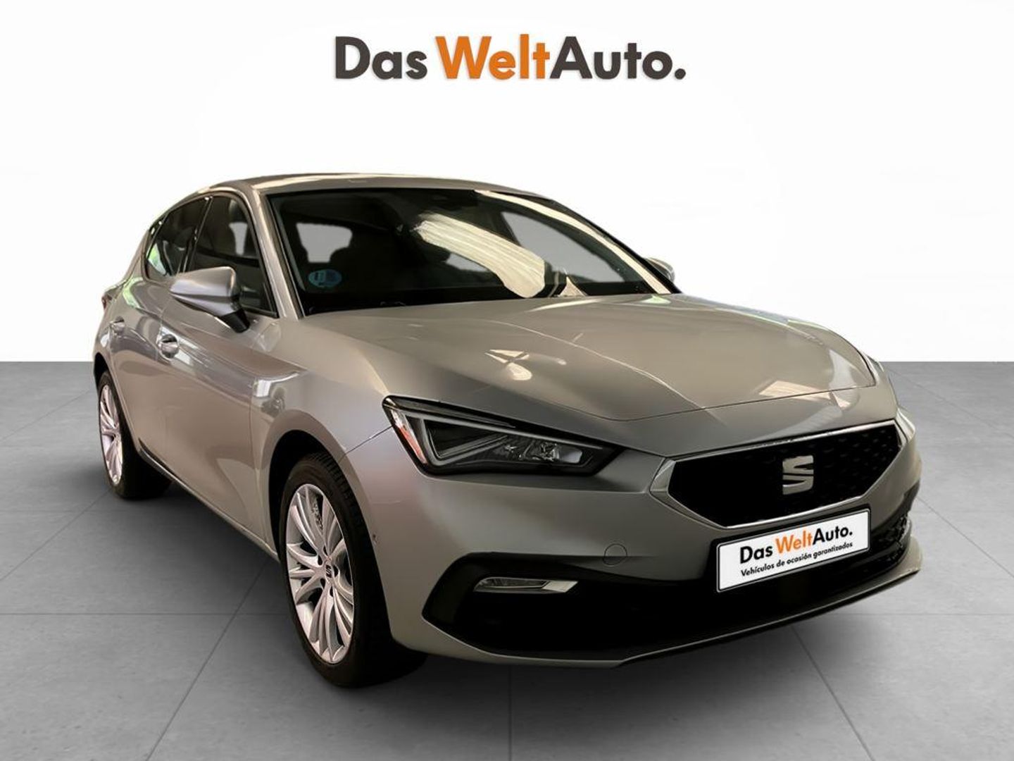 SEAT León 1.5 eTSI S&S Style Special Edition Vision DSG 110 kW (150 CV) Gris Plata Sedan