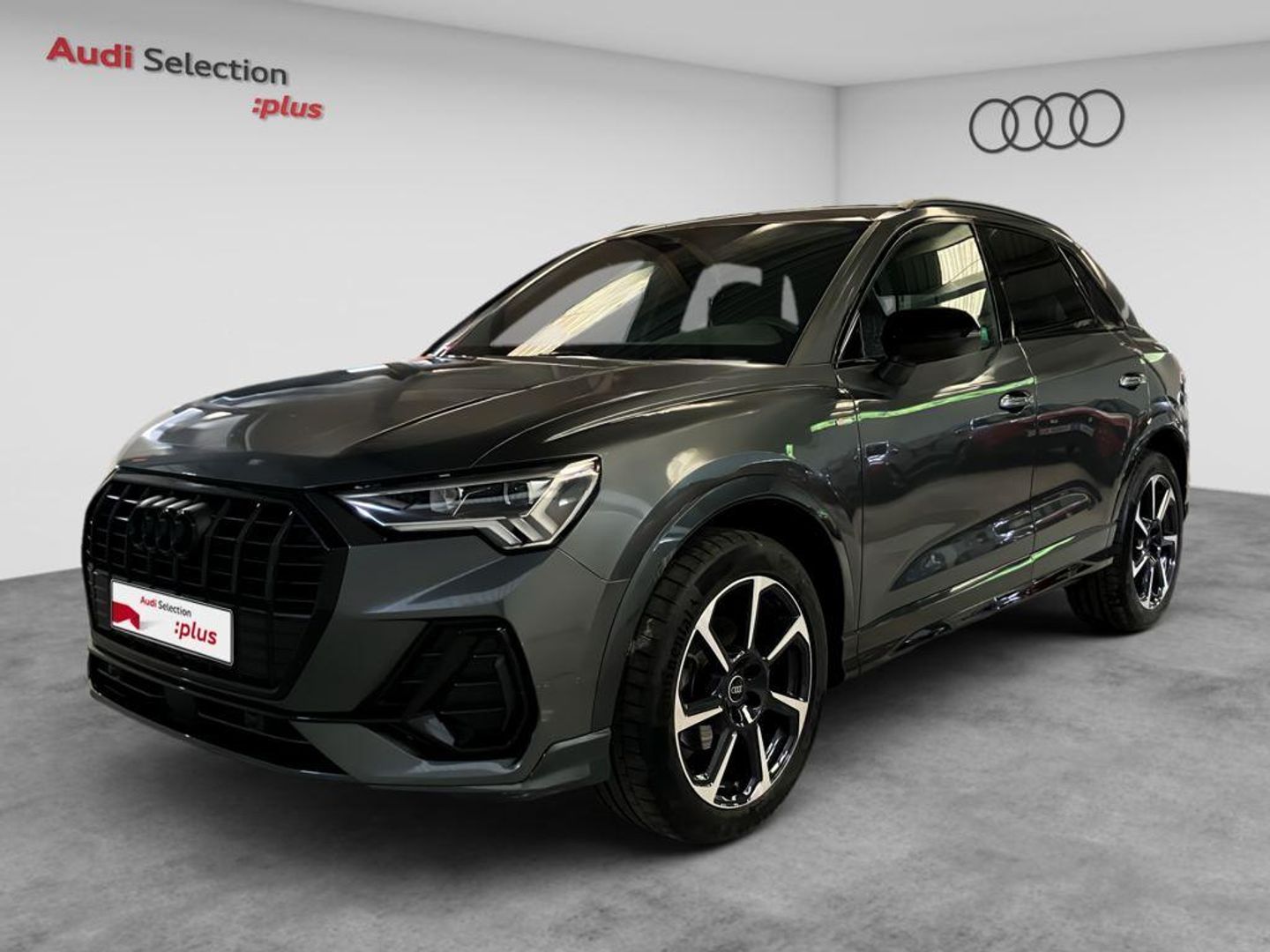 Audi Q3 Black line 35 TFSI 110 kW (150 CV) S tronic Gris 