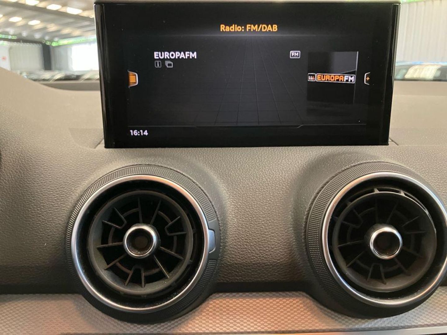 Audi Q2 Advanced 30 TFSI 81 kW (110 CV)