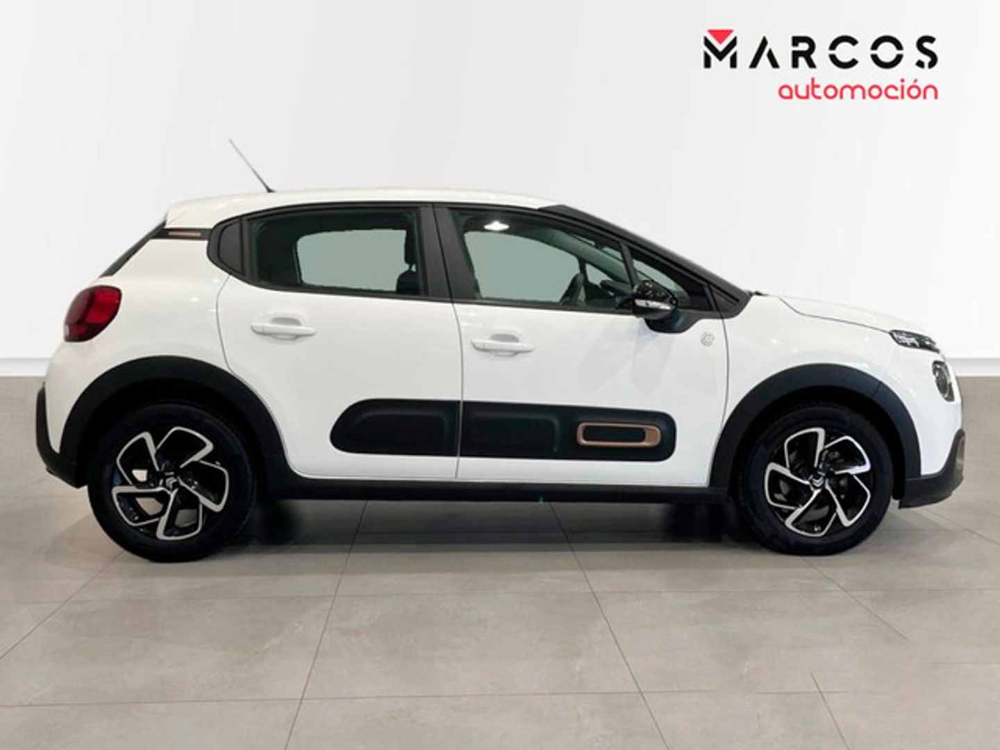 Citroen C3 PureTech 82 C-Series 61 kW (83 CV)