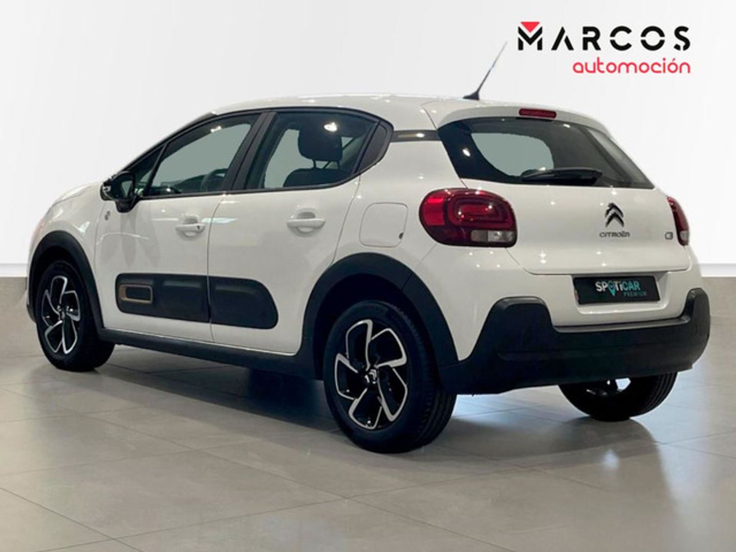 Citroen C3 PureTech 82 C-Series 61 kW (83 CV)