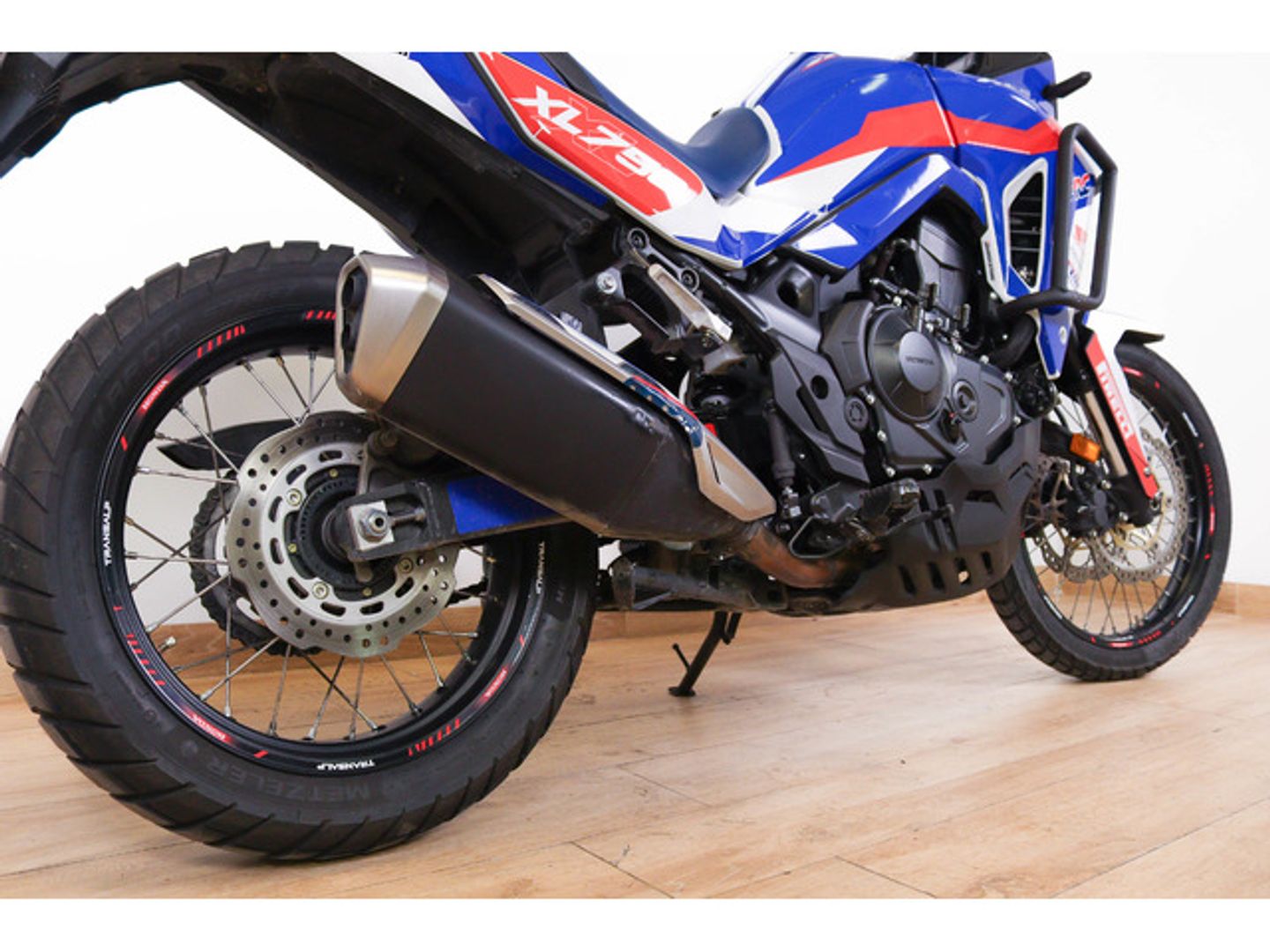 Honda Transalp 750
