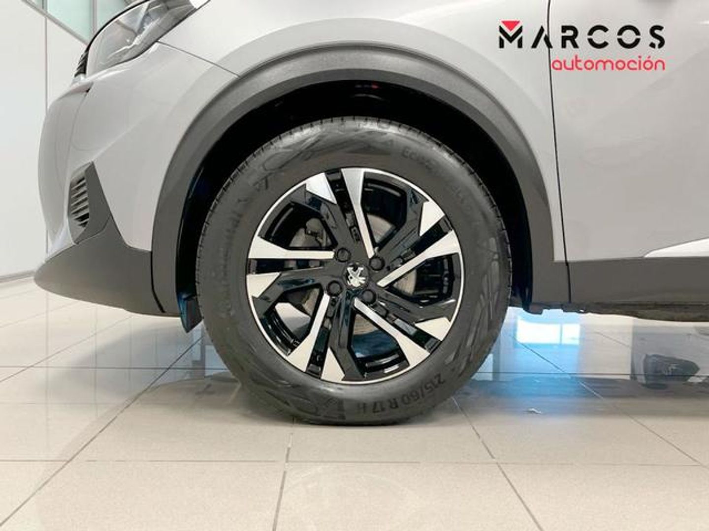 Peugeot 2008 PureTech 130 S&S Allure Pack EAT8 96 kW (130 CV)