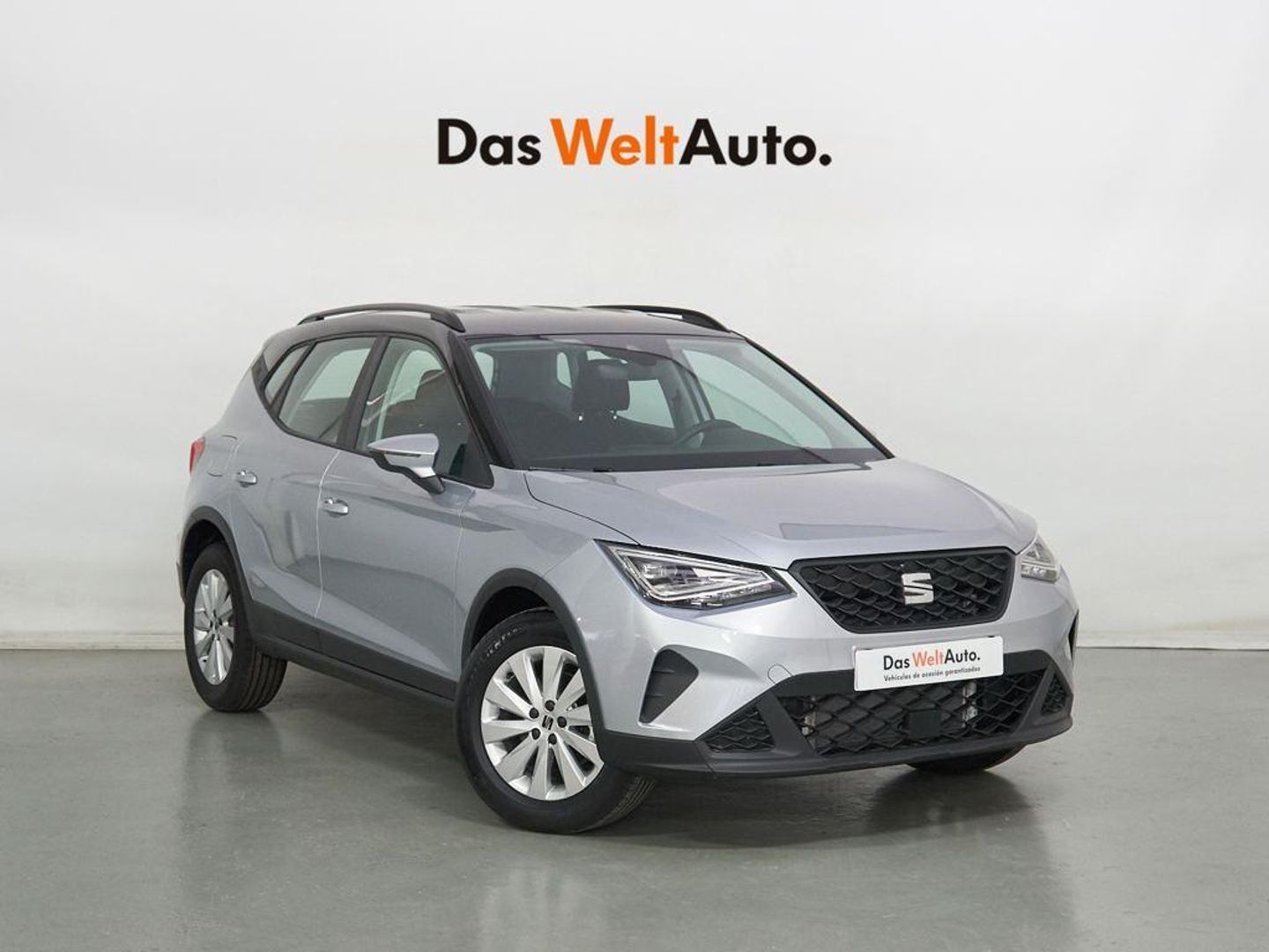 SEAT Arona 1.0 TSI Style XM DSG 85 kW (115 CV) Gris Plata All Terrain / Pick-up
