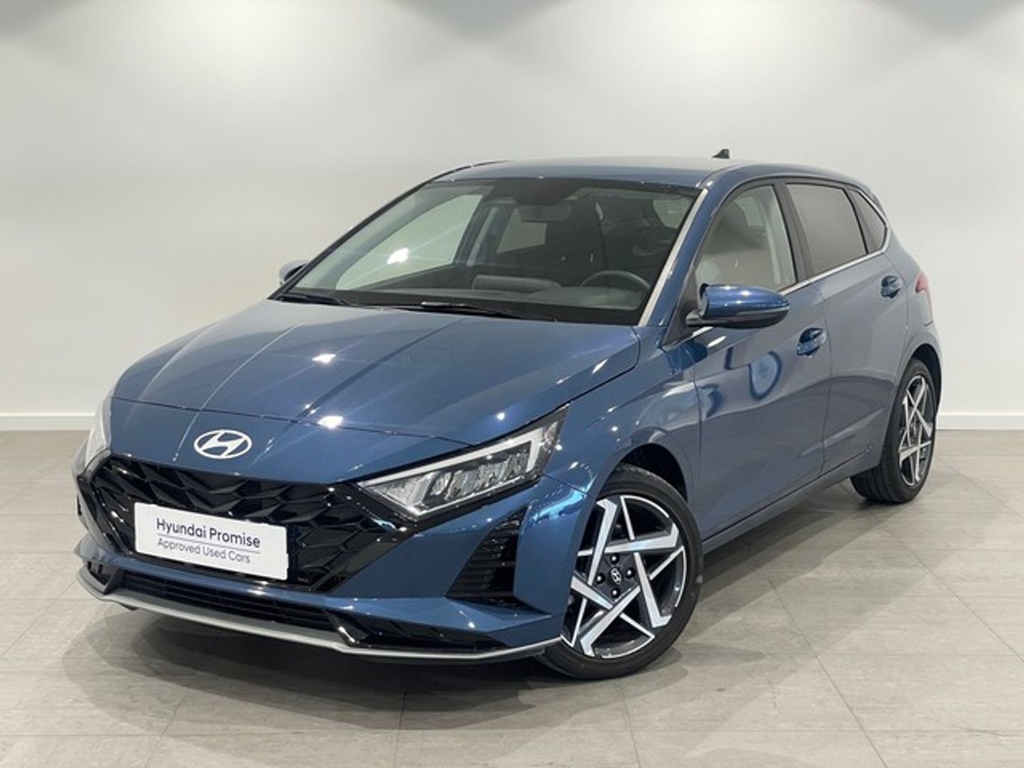 Hyundai i20 1.0 TGDI 48V Tecno 74 kW (100 CV) Azul Sedan