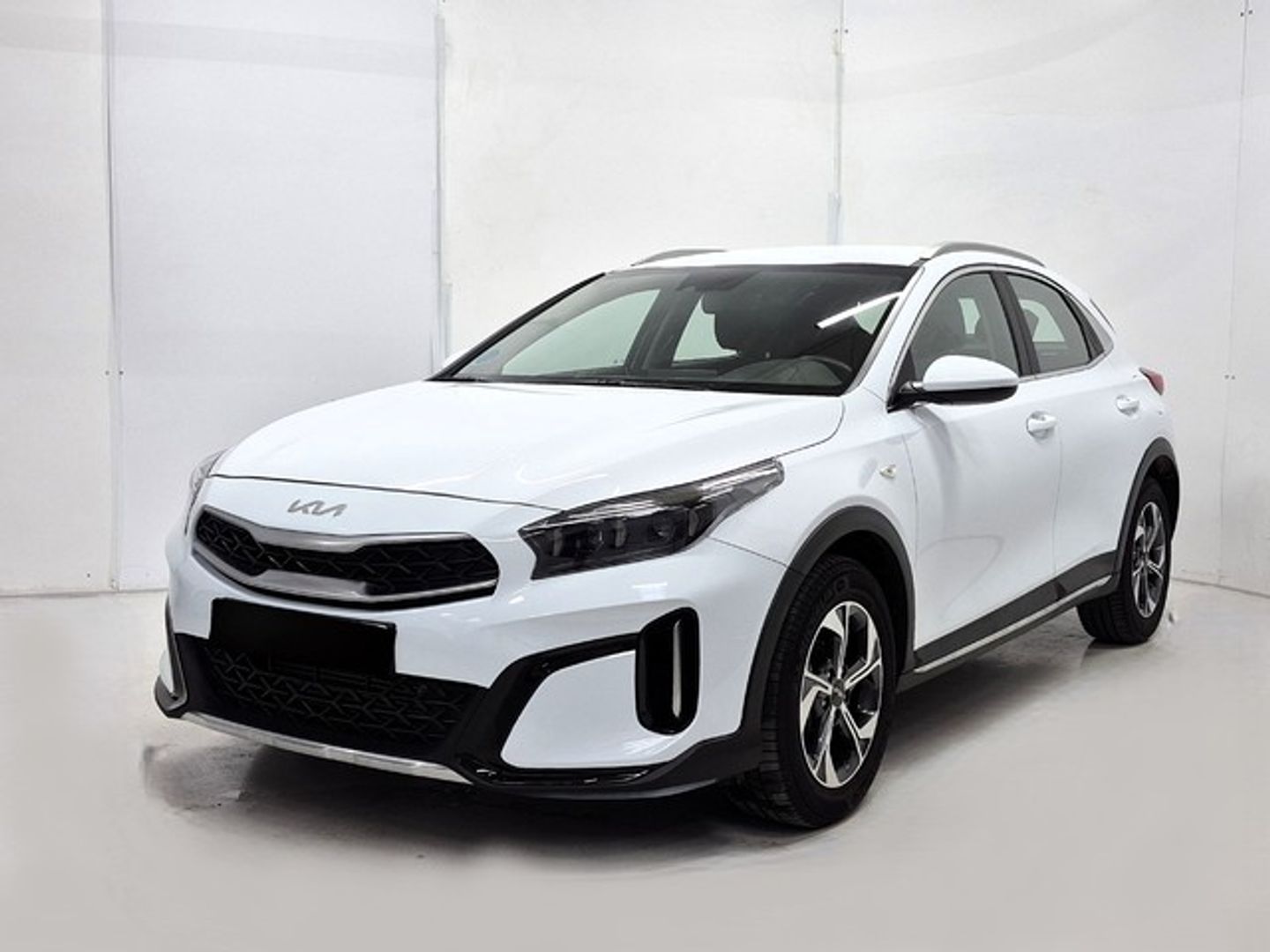 Kia XCeed 1.6 MHEV Drive iMT 100 kW (136 CV) Blanco SUV