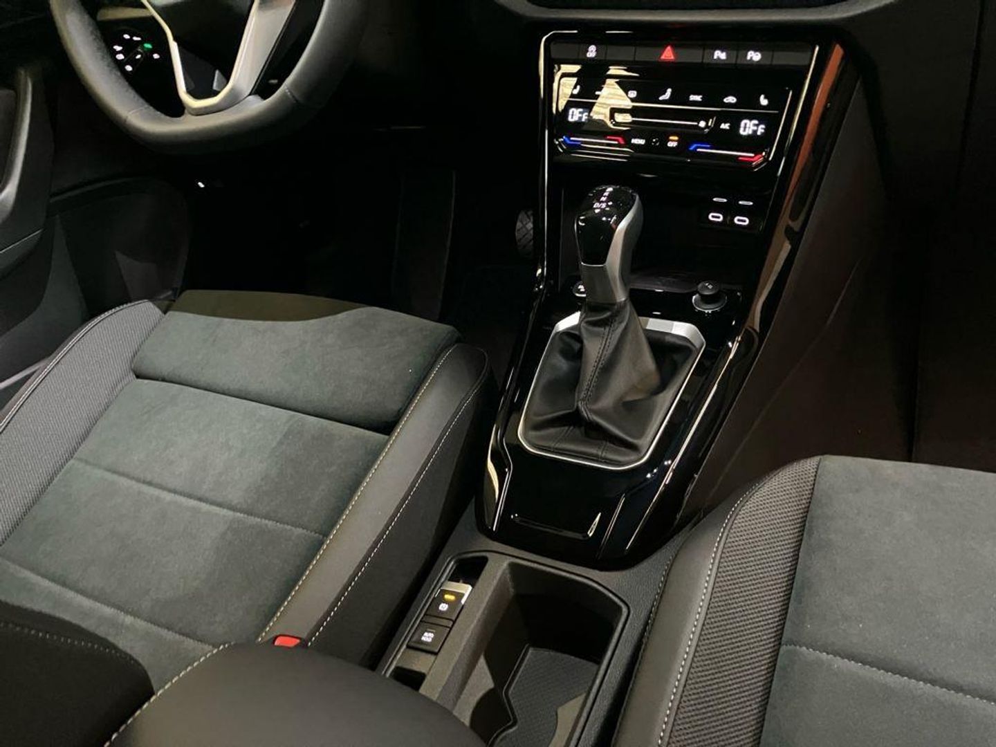 Volkswagen T-Roc Dark Line 1.5 TSI 110 kW (150 CV) DSG