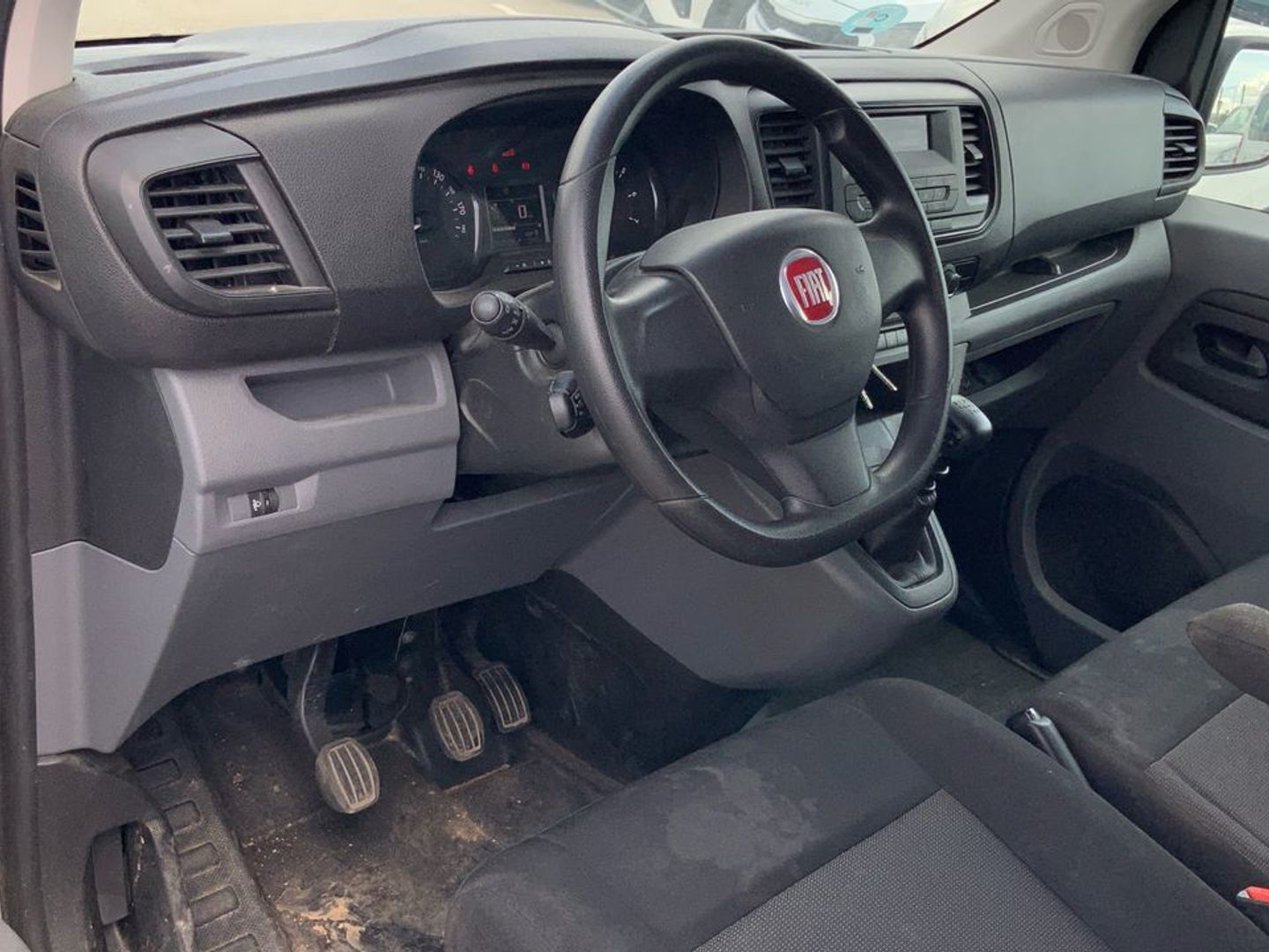 Fiat Scudo Furgon 1.5 BlueHDI L1 Business 75 kW (102 CV)