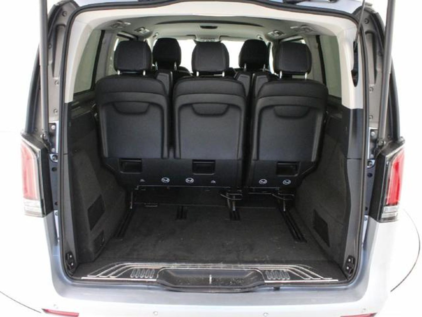 Mercedes-Benz Clase V V 250 d Avantgarde Largo 140 kW (190 CV)