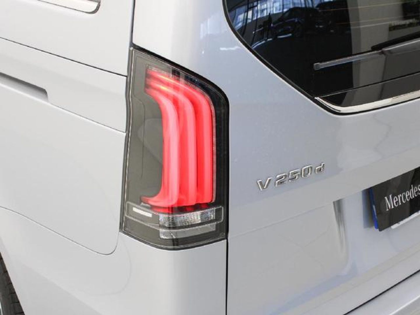 Mercedes-Benz Clase V V 250 d Avantgarde Largo 140 kW (190 CV)