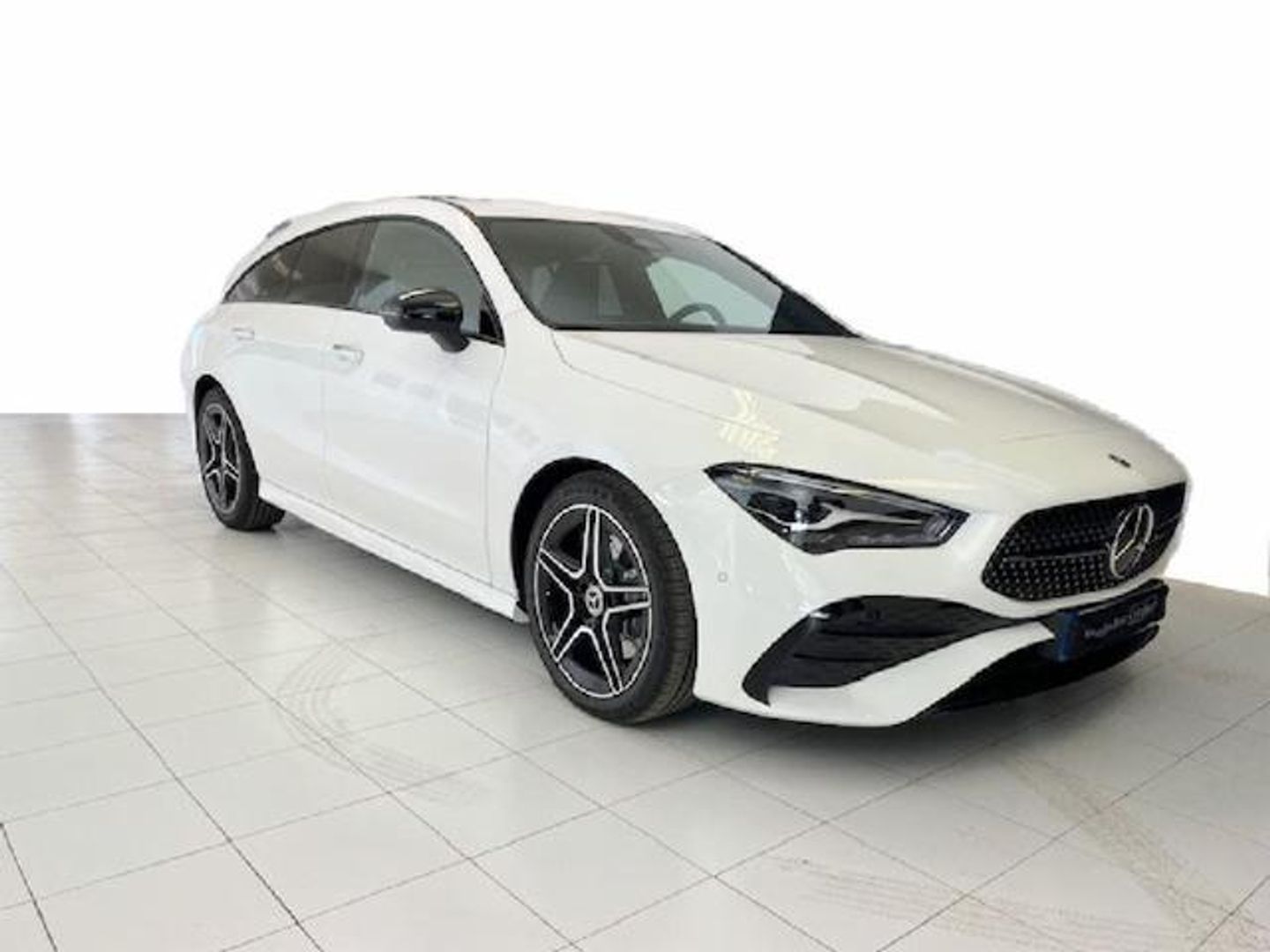 Mercedes-Benz CLA Shooting Brake CLA 200 d 110 kW (150 CV) Blanco Familiar