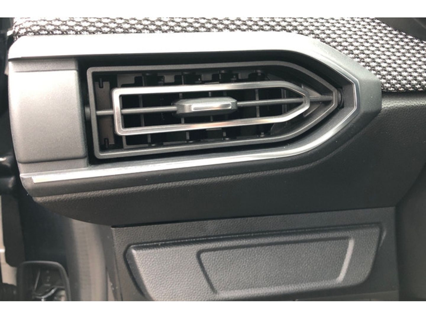 Dacia Sandero Comfort TCe 66 kW (90 CV)