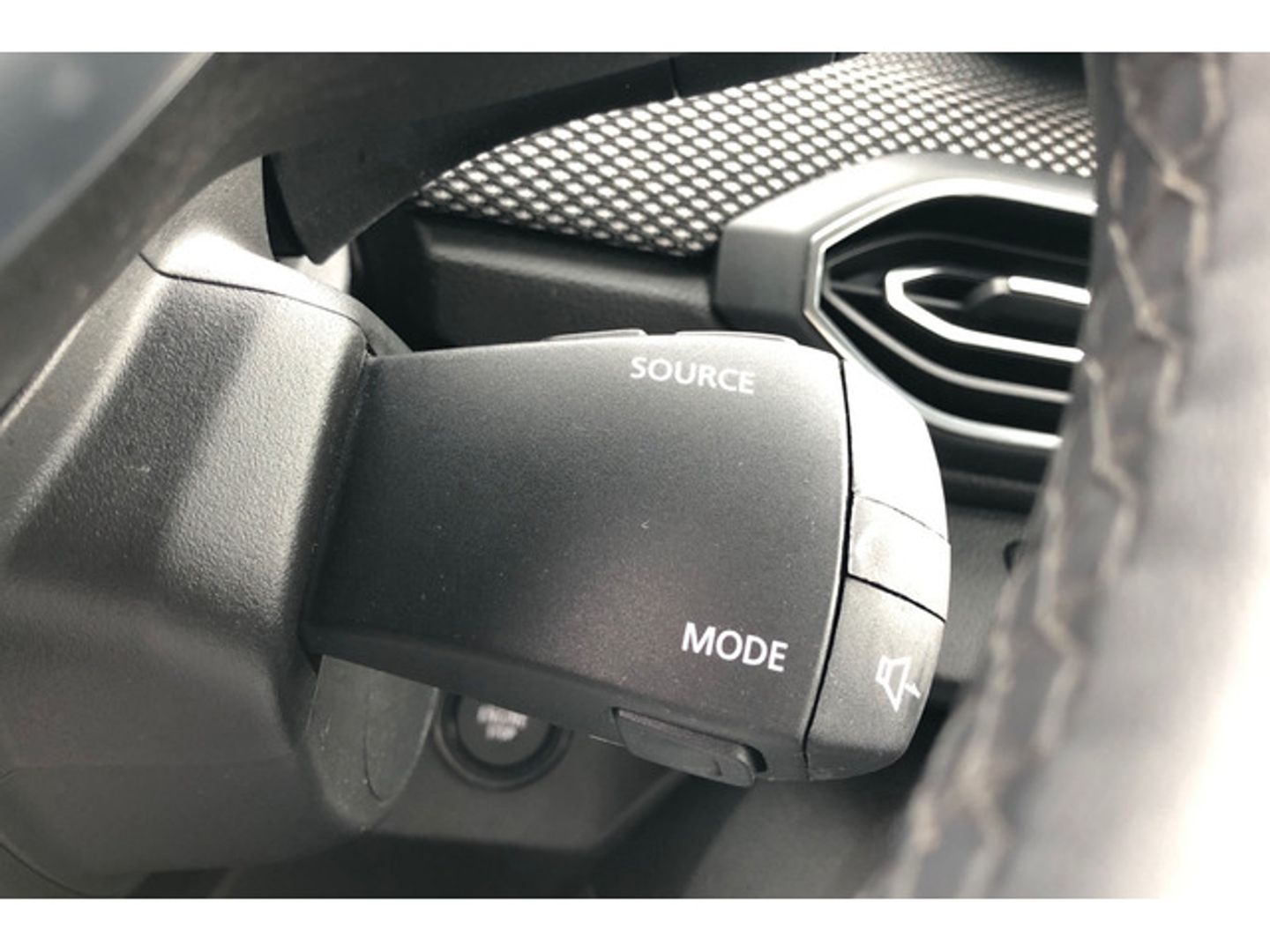 Dacia Sandero Comfort TCe 66 kW (90 CV)