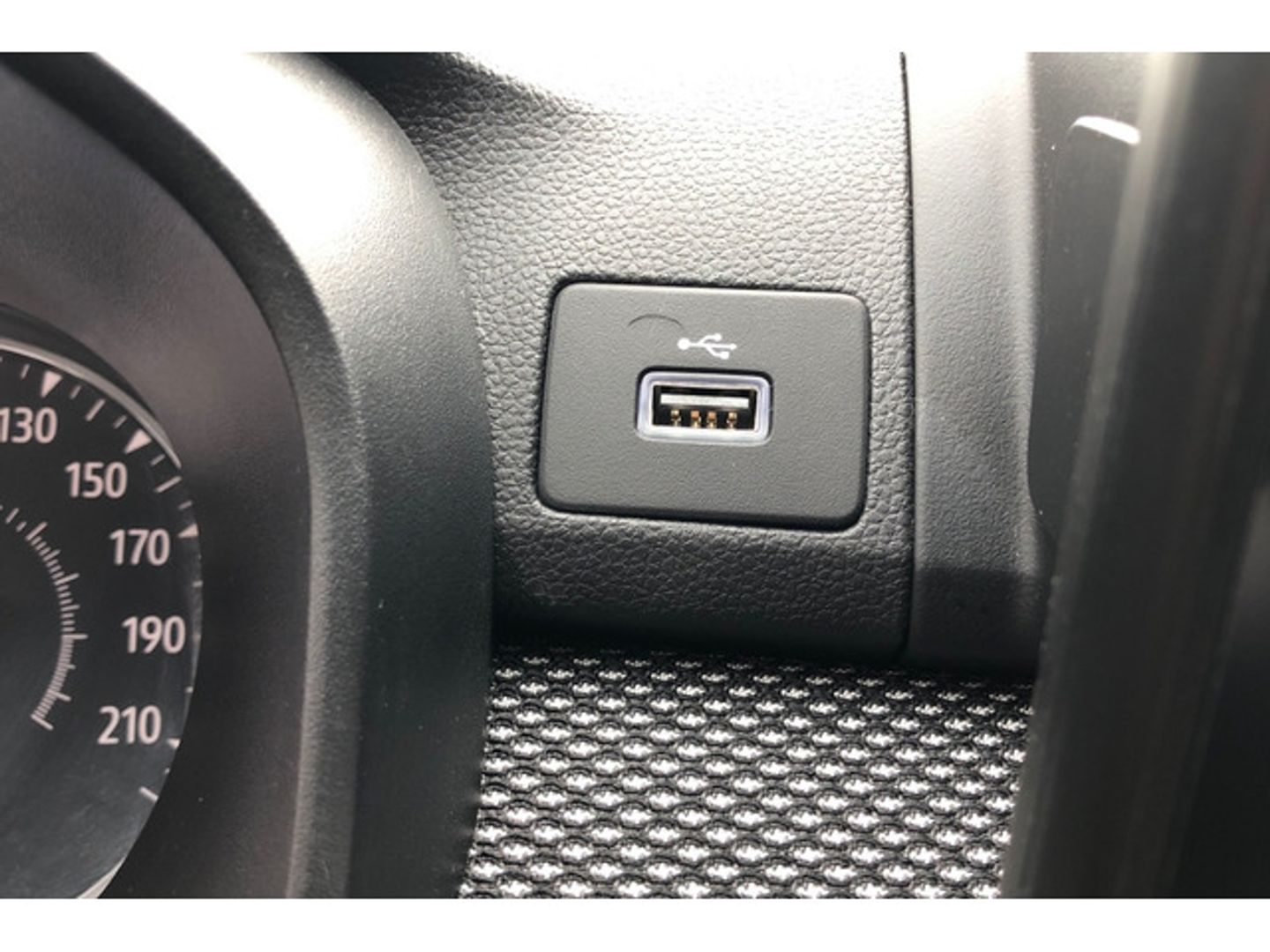 Dacia Sandero Comfort TCe 66 kW (90 CV)