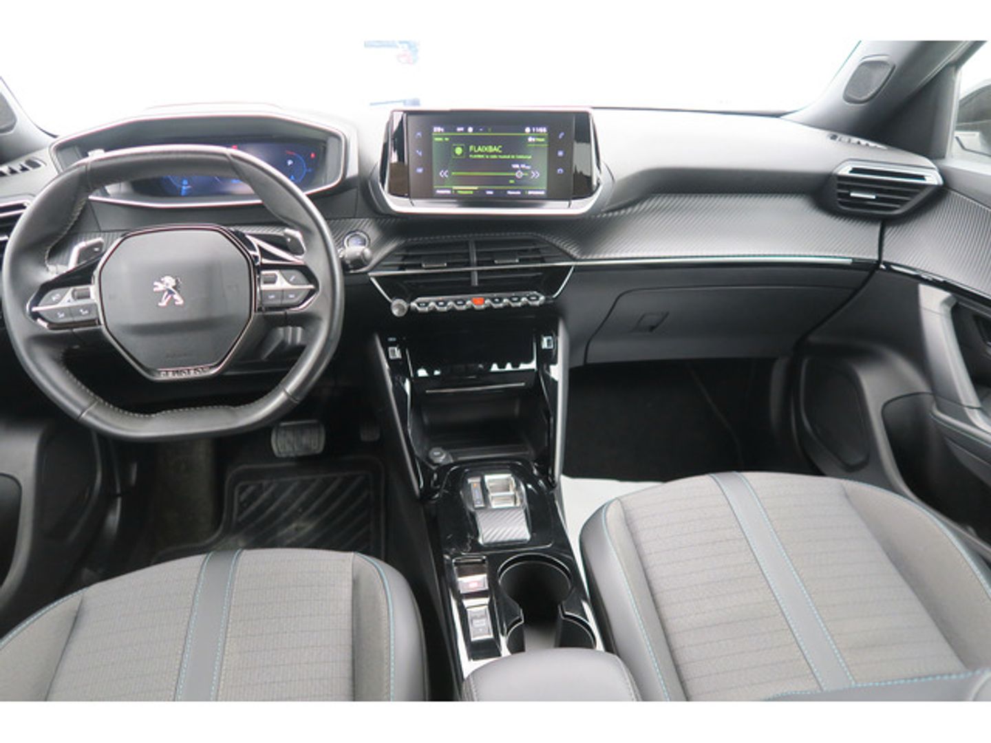 Peugeot 2008 BlueHDi 130 S&S Allure Pack EAT8 96 kW (130 CV)