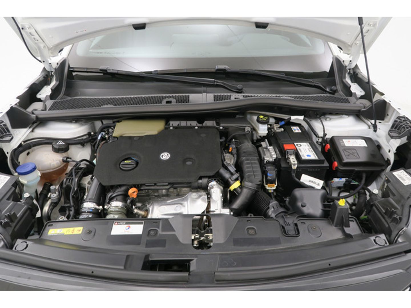 Peugeot 2008 BlueHDi 130 S&S Allure Pack EAT8 96 kW (130 CV)