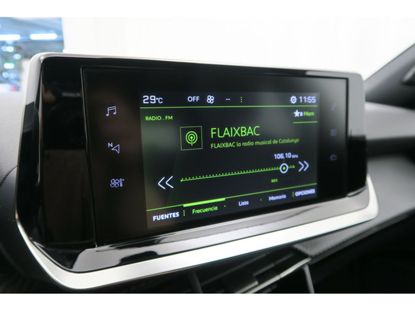 Peugeot 2008 BlueHDi 130 S&S Allure Pack EAT8 96 kW (130 CV)