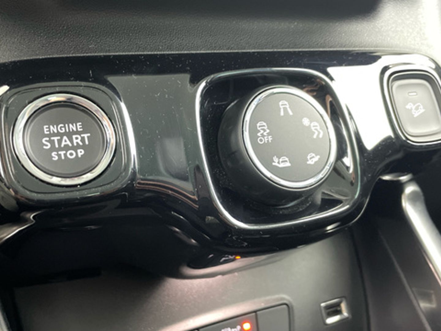 Citroen C3 Aircross PureTech 130 Shine Pack EAT6 96 kW (131 CV)
