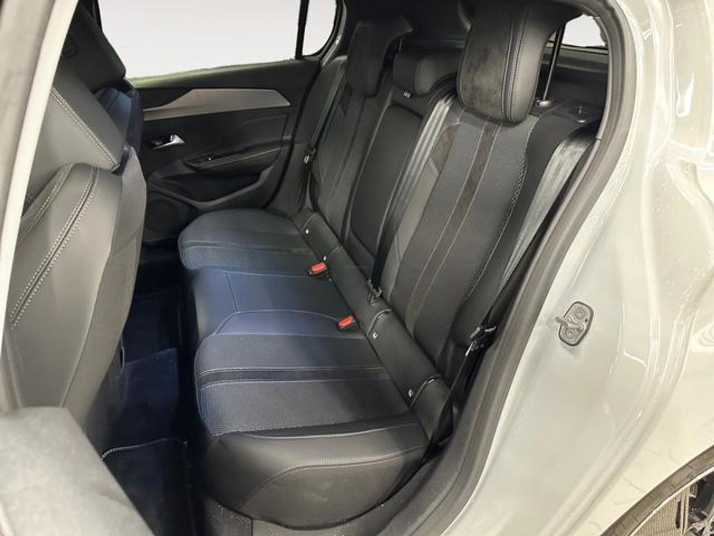 Peugeot e-308 First Edition Eléctrico 115 kW (156 CV)